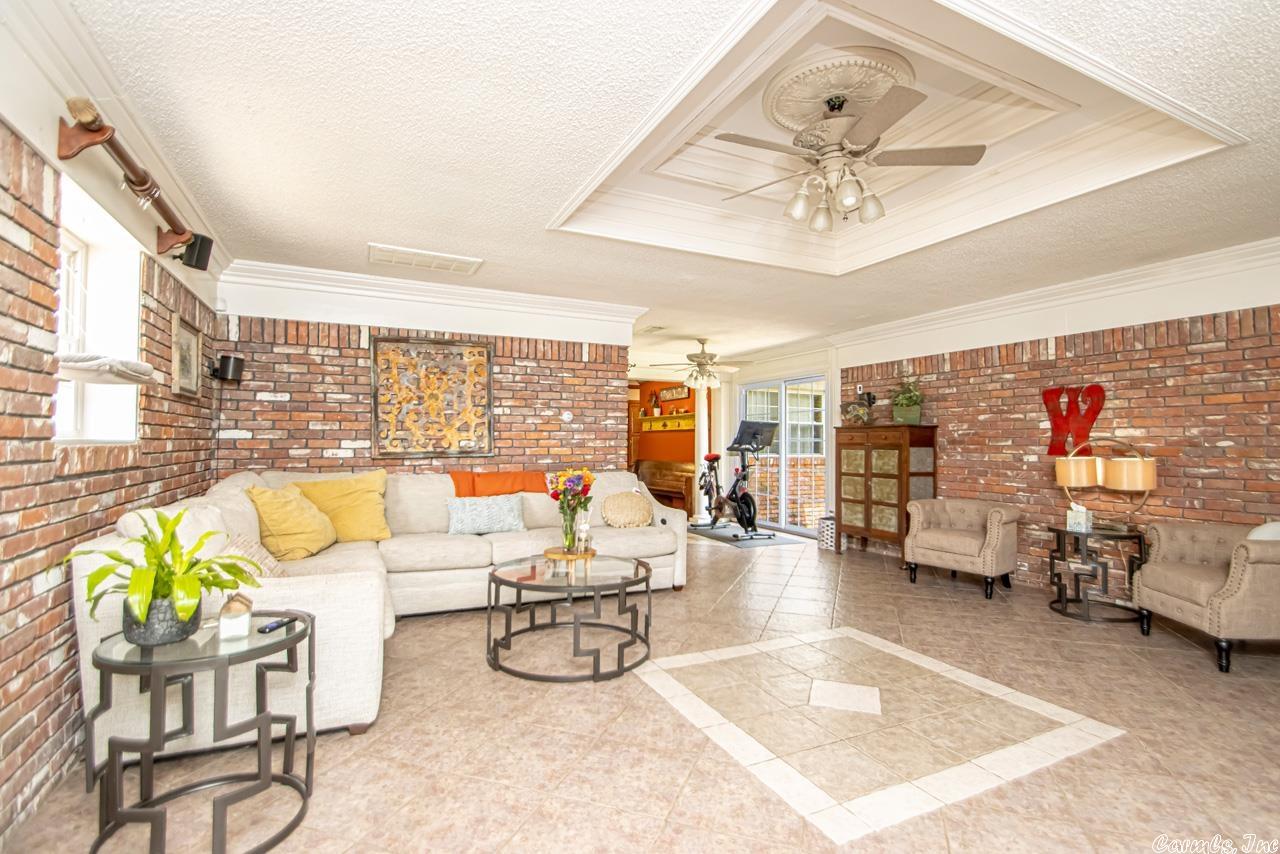 SYLVAN HILLS - Residential