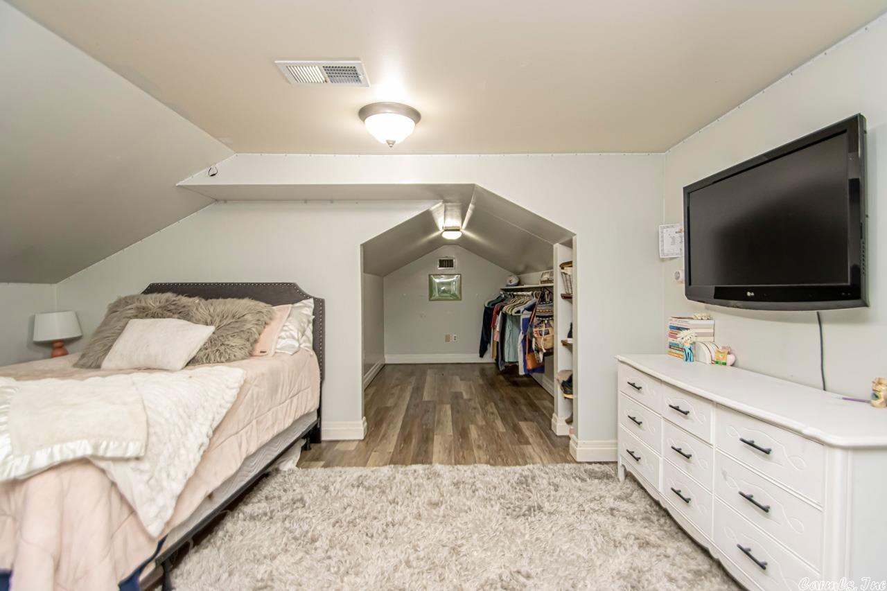 SYLVAN HILLS - Residential