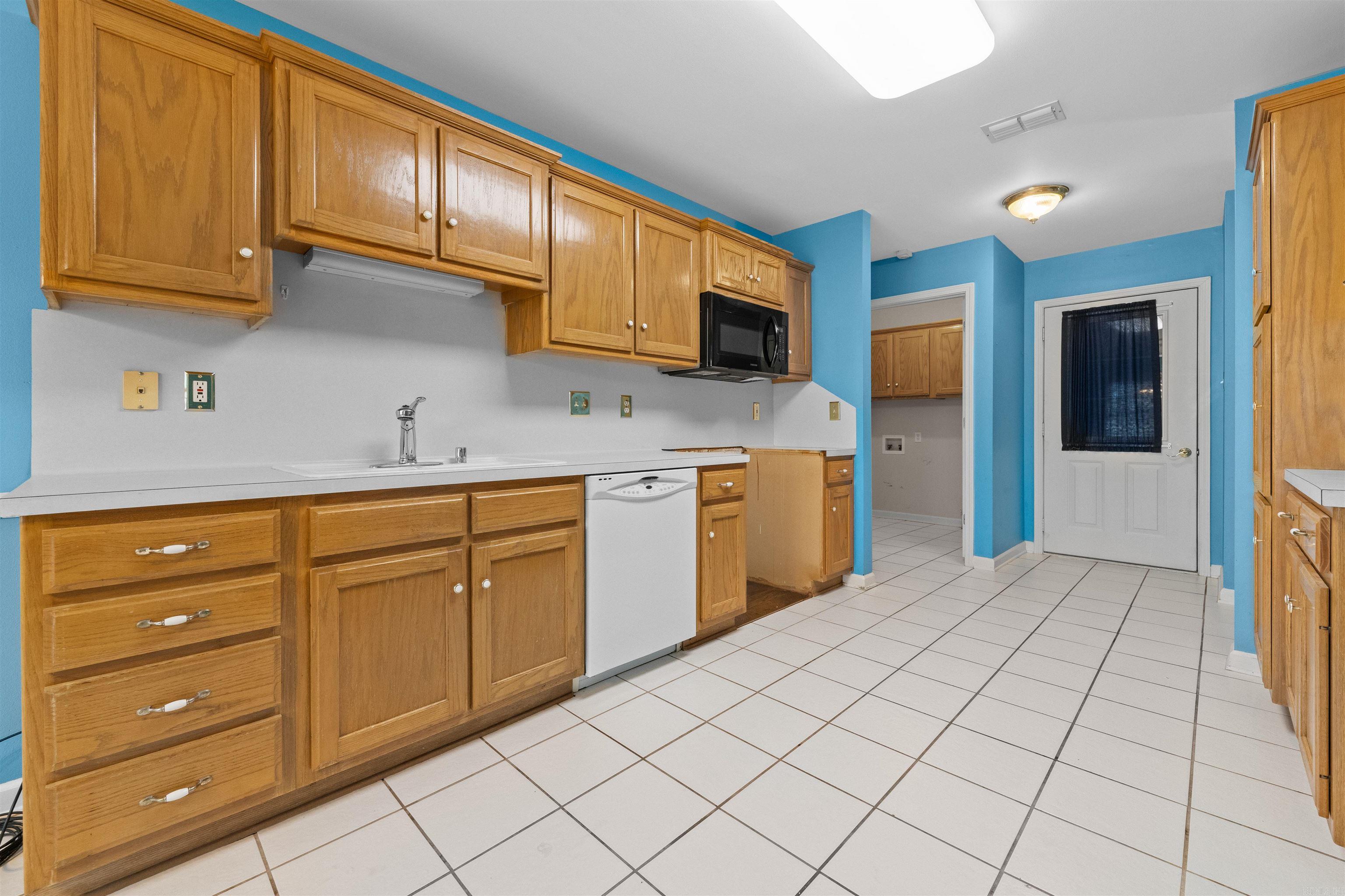 WOODBRIDGE - Residential