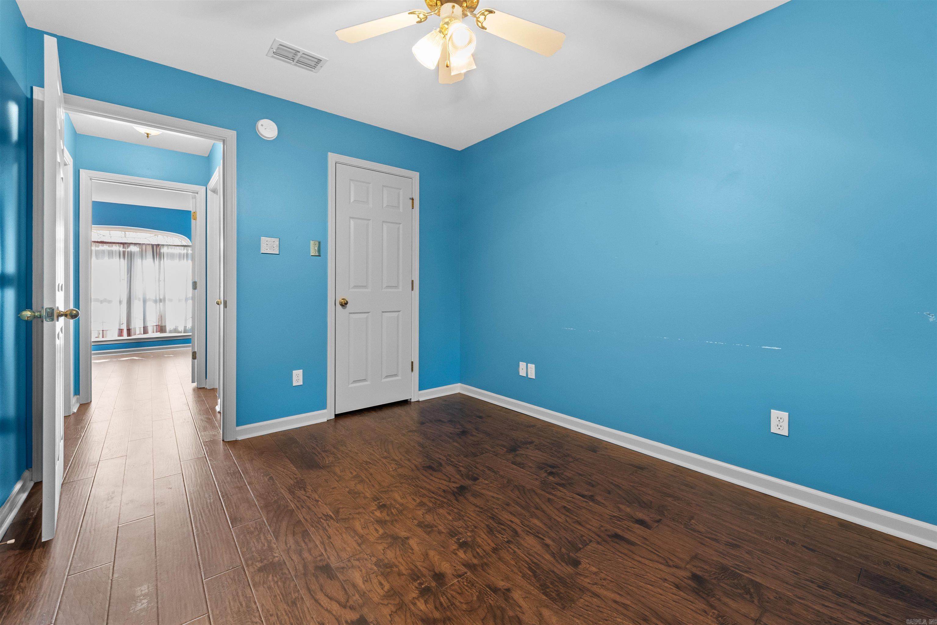 WOODBRIDGE - Residential