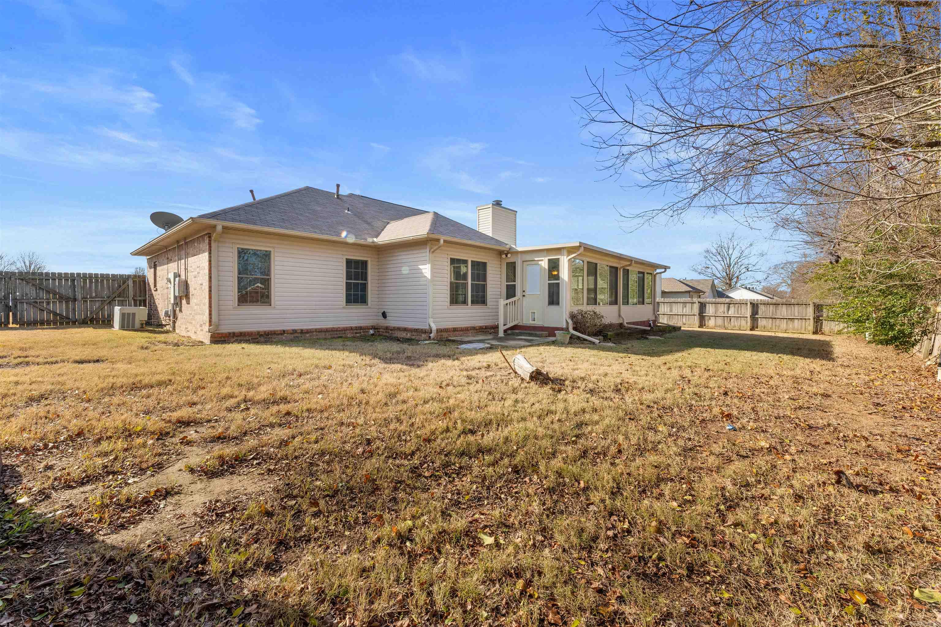 WOODBRIDGE - Residential