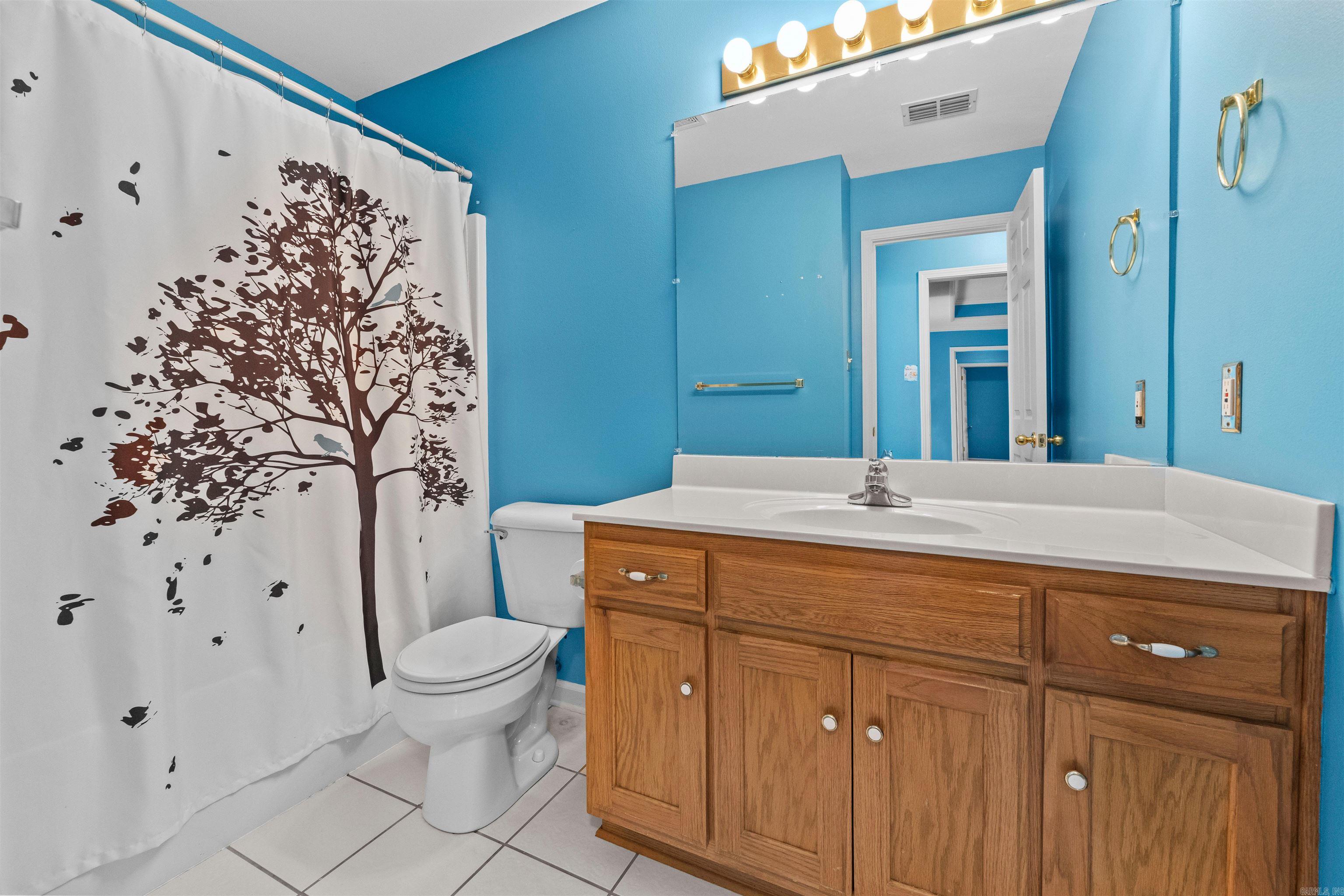 WOODBRIDGE - Residential