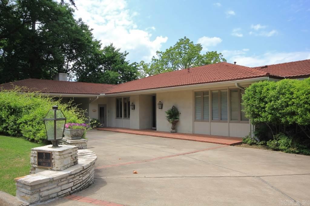 Open, liveable home with renovated kitchen, river view. 11 foot ceilings in living area and 9 foot ceilings on main level. Fabulous storage, 3 bedrooms, 3 1/2 baths on main level. Not 1 step on main level. Lower level has 2 bedrooms, 1 bathroom, gameroom/media room & walk in basement. Roof is 50 yr roof. Very secure location close to CCLR, space for golf cart in carport.