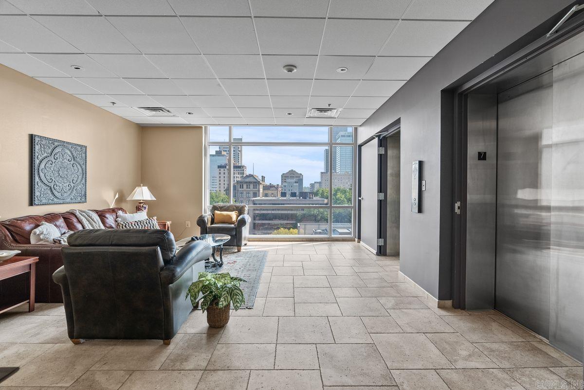 The Residences Building 5 - Residential