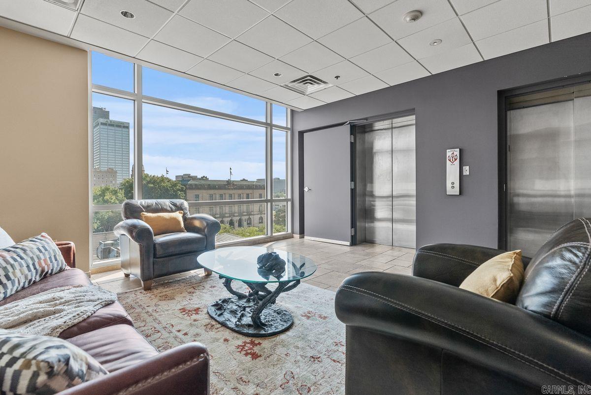 The Residences Building 5 - Residential