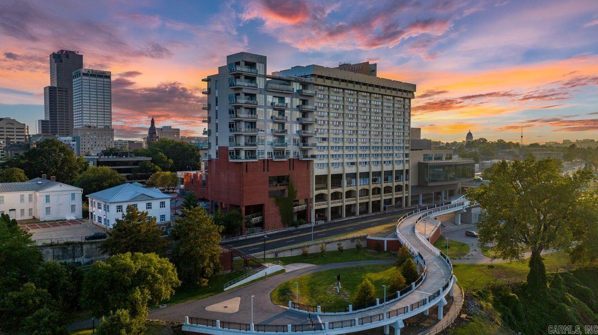 The Residences Building 5 - Residential