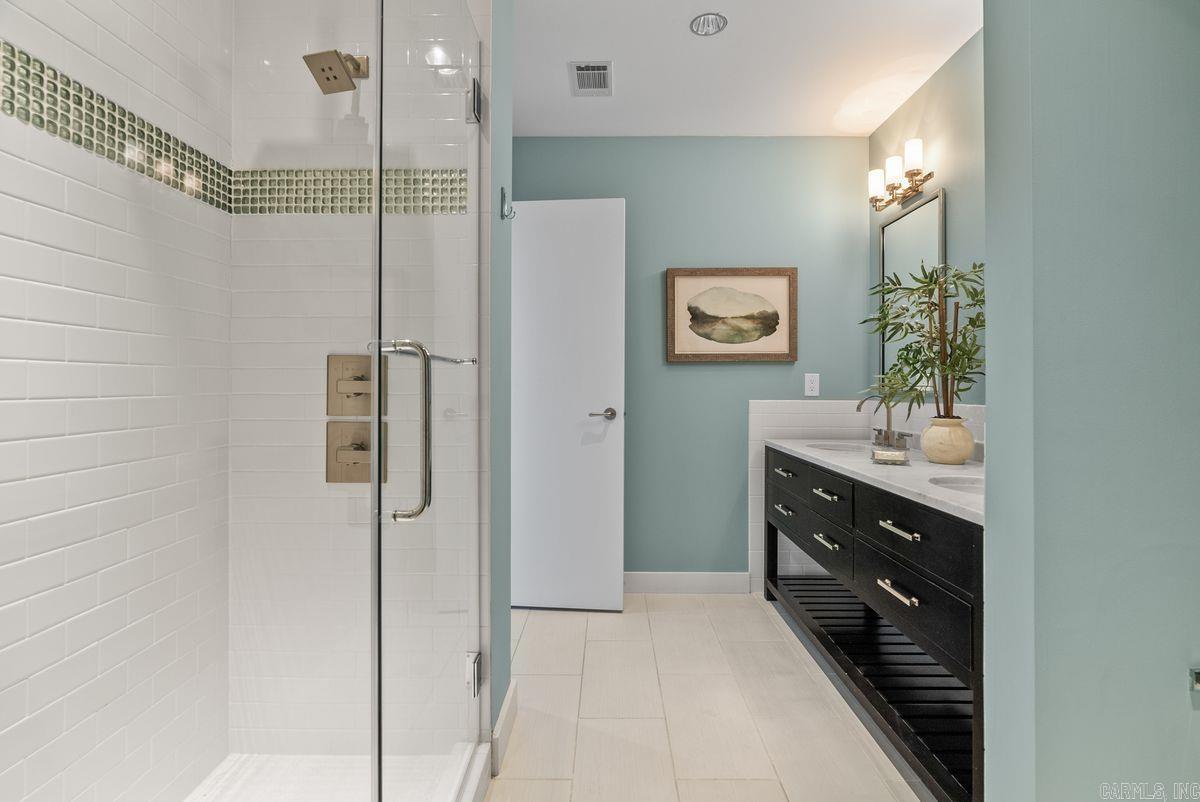 The Residences Building 5 - Residential