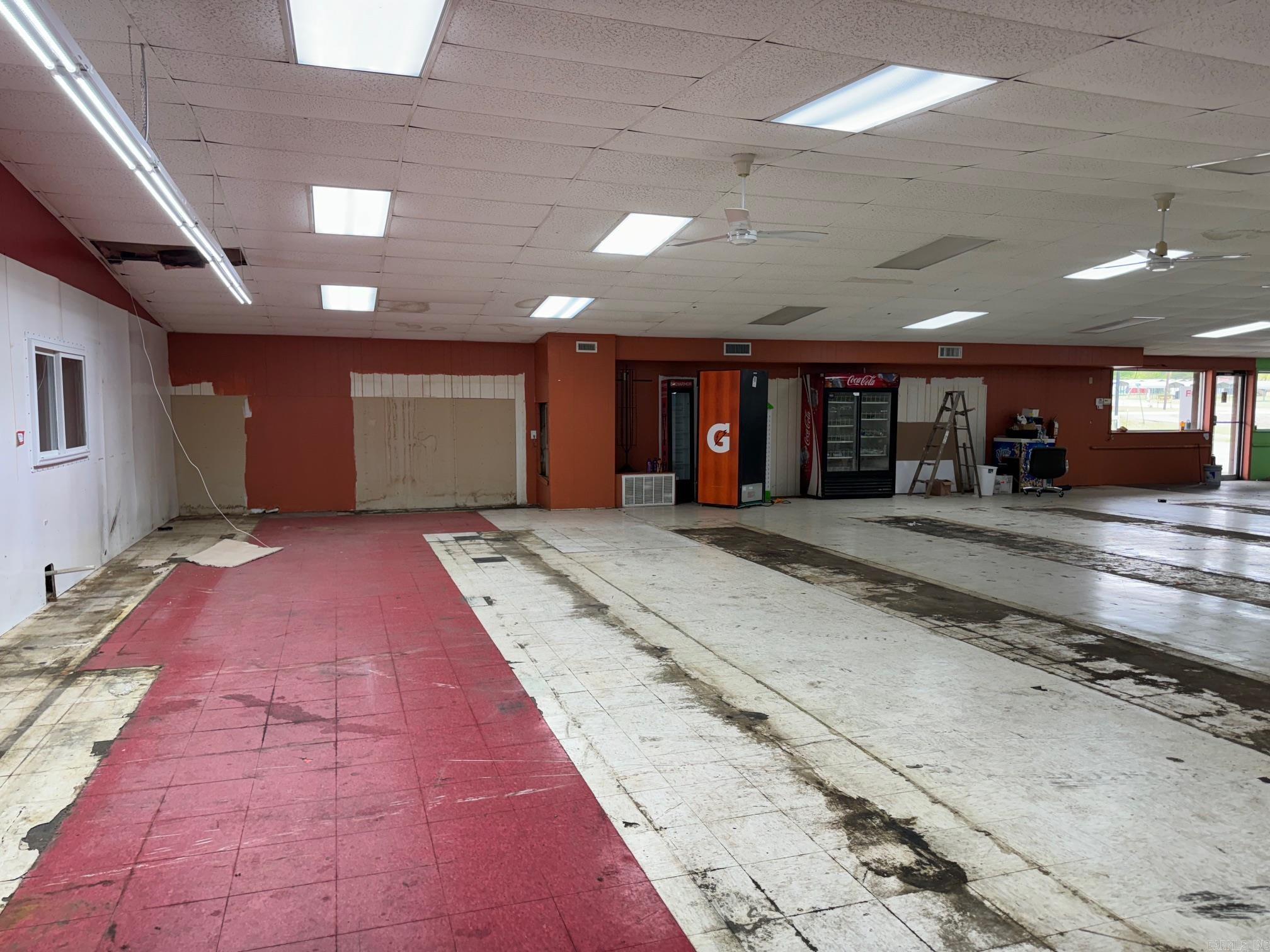 Metes & Bounds - Commercial Sale