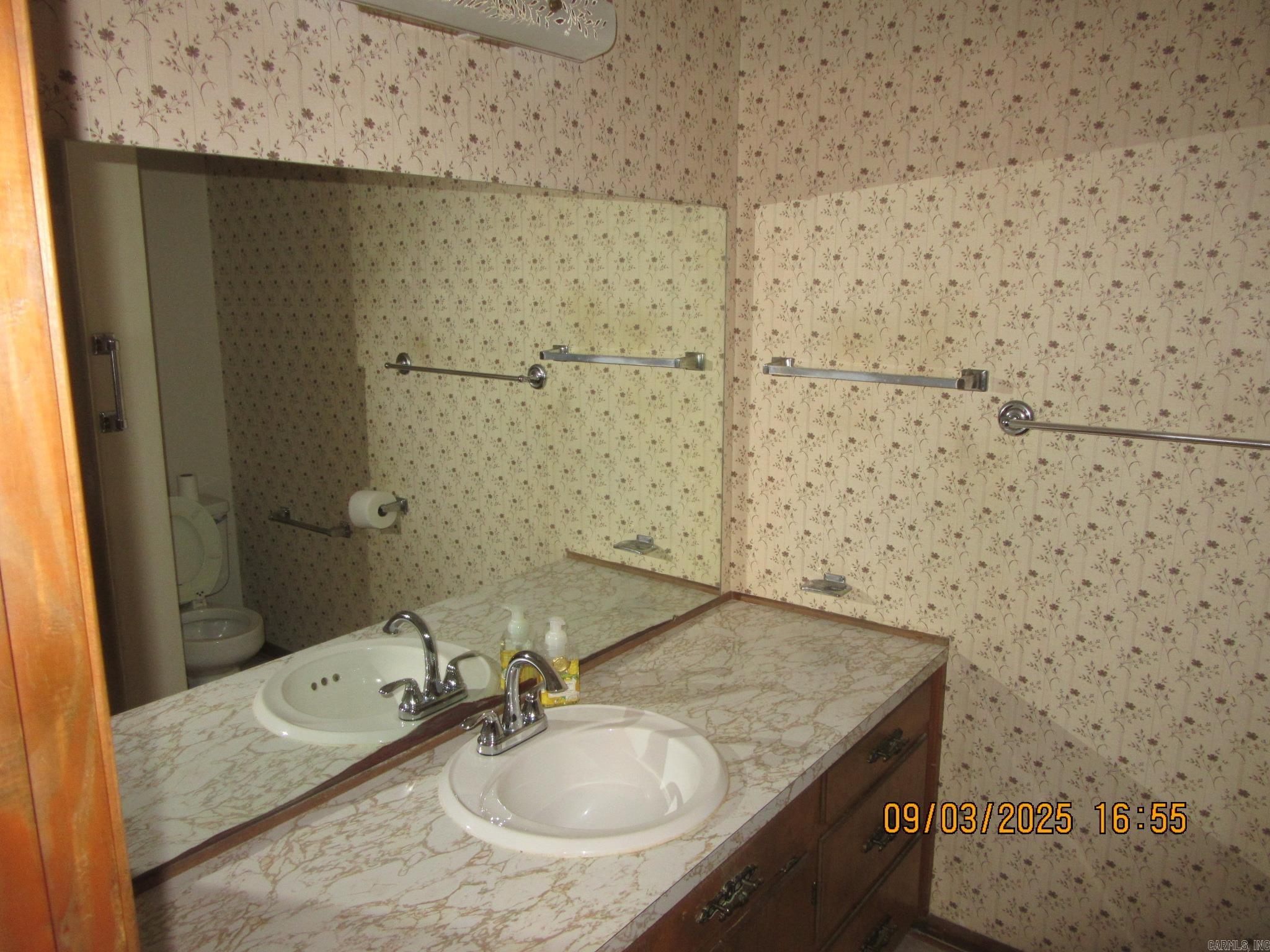 PERRY JO - Residential