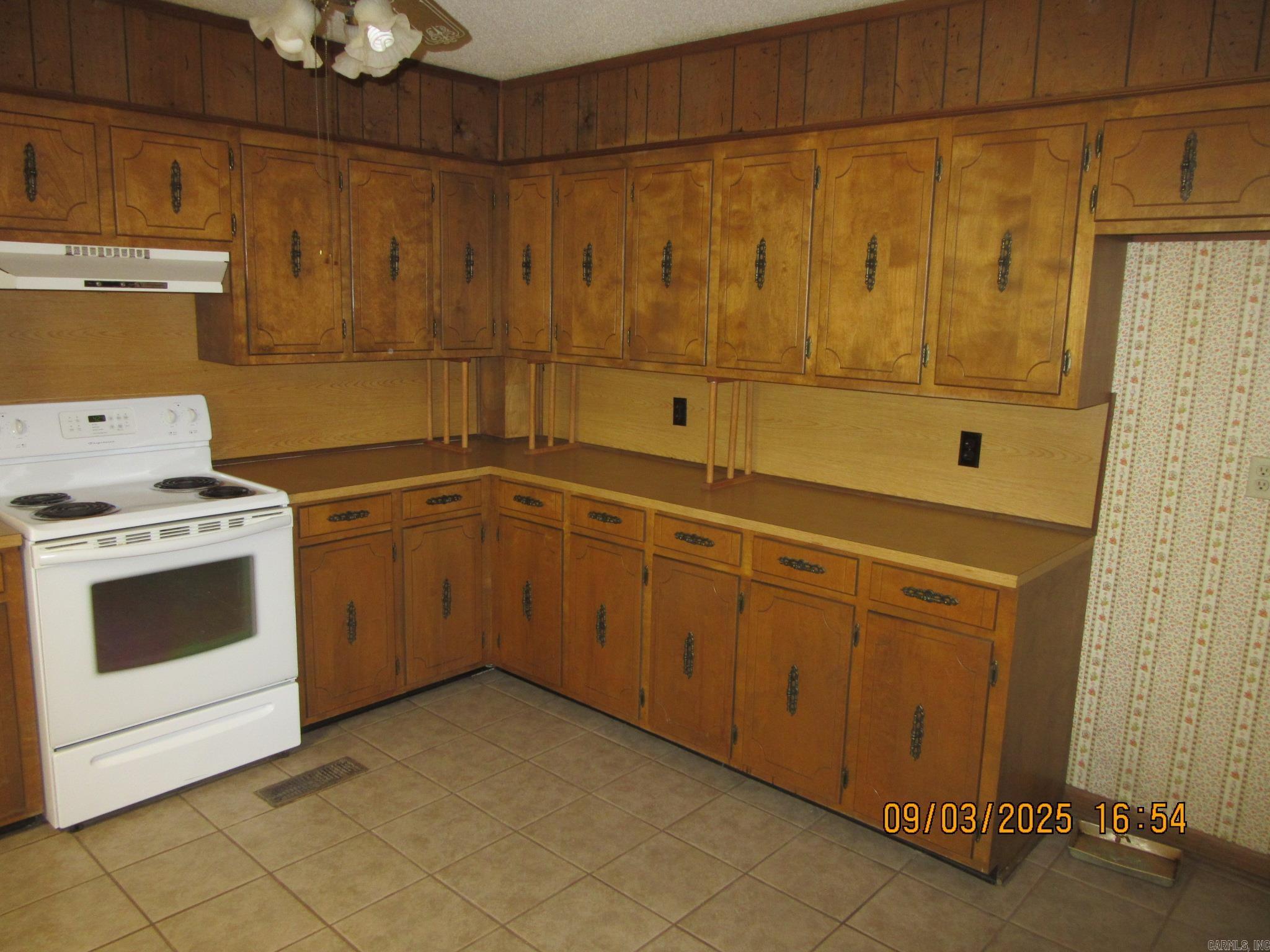 PERRY JO - Residential