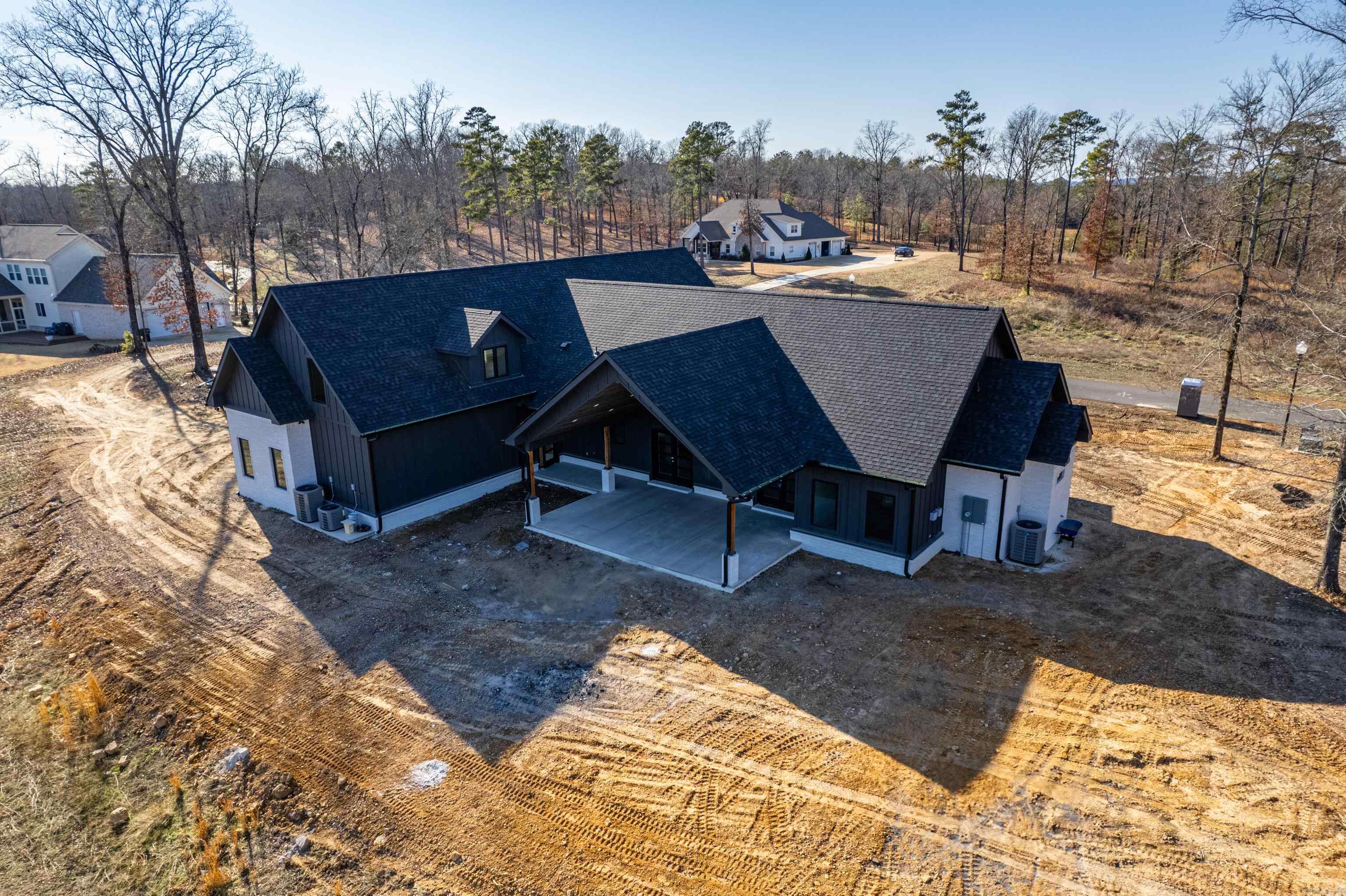 PARADISE ESTATES - Residential