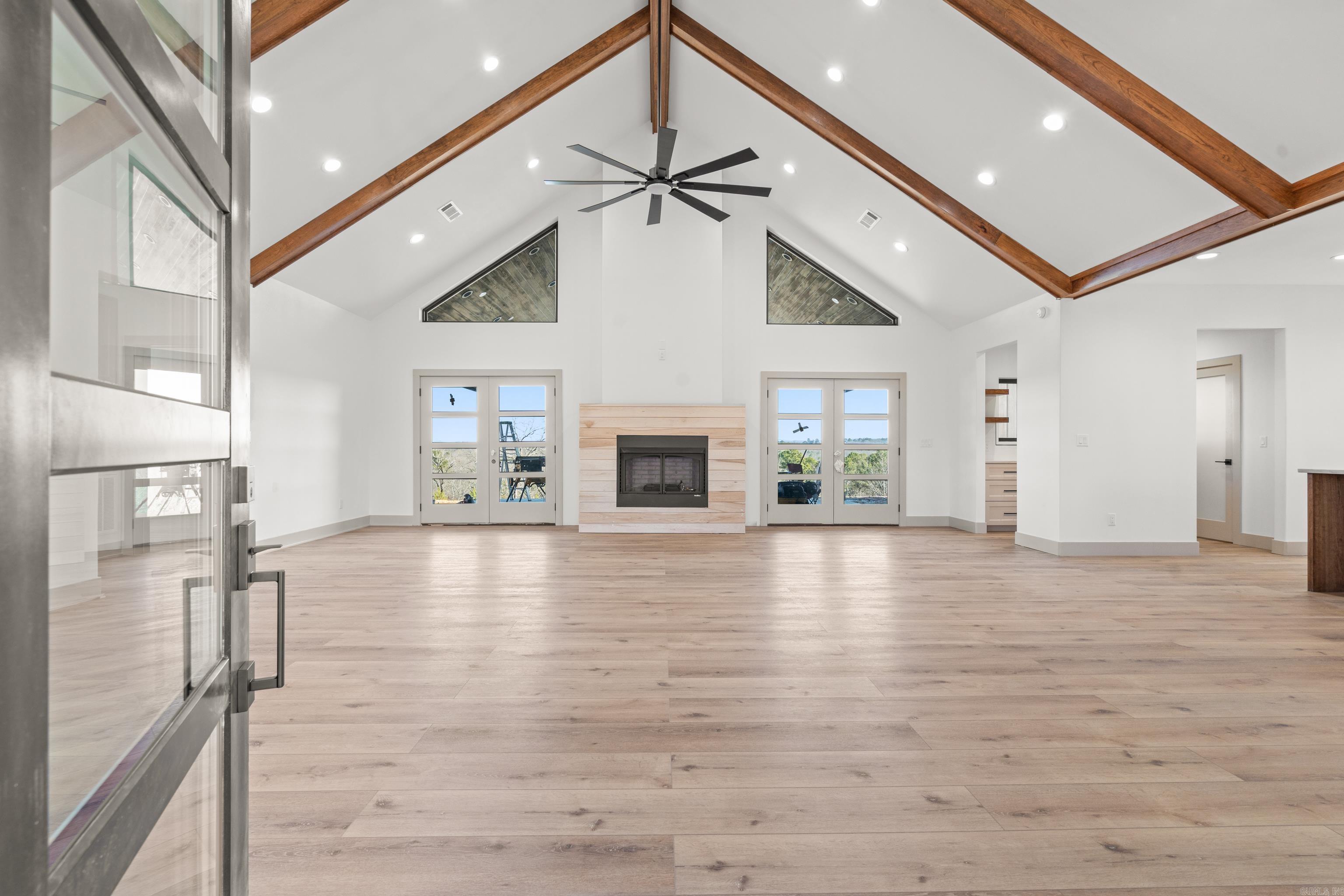 PARADISE ESTATES - Residential