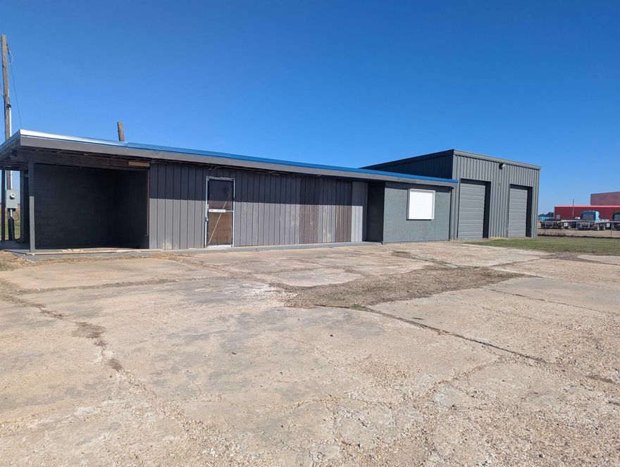 Rev up your business with this freshly updated auto service building that's ready to roll!  Featuring multiple bays and prime visibility, this shop is the perfect place to take your business to the next gear!   Property is clean, functional, and ready for it's new owner!