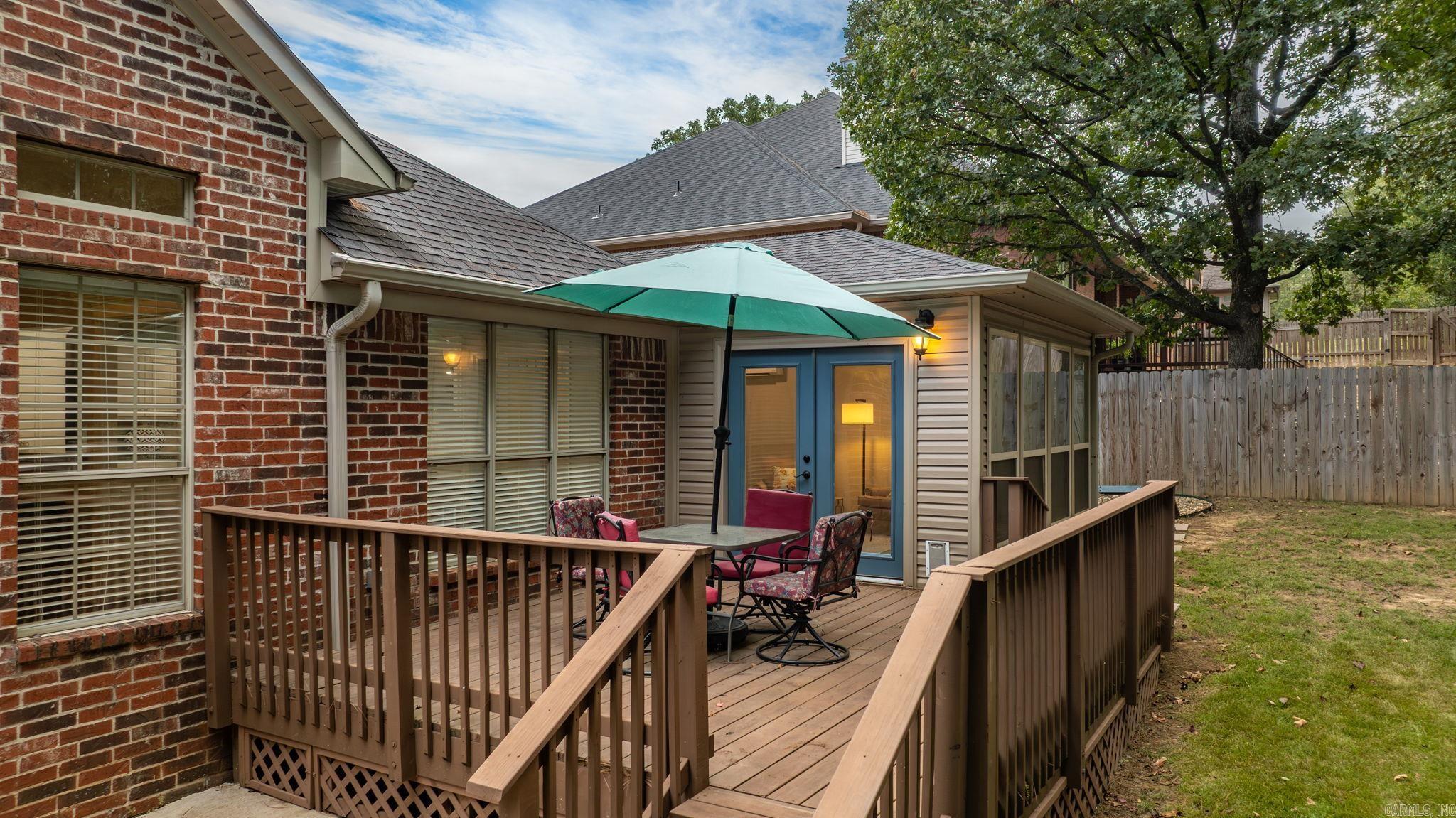 COUNTRY CLUB OF ARK THE - Residential