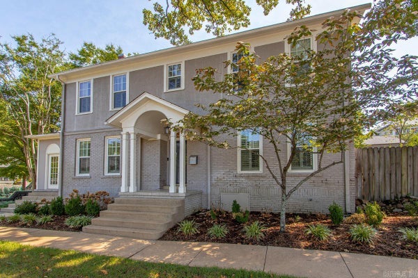 1220 KAVANAUGH BLVD, LITTLE ROCK, AR 72205 - Image a8e2e34eacb0e00ad72dbca9350bb17b/2426730606