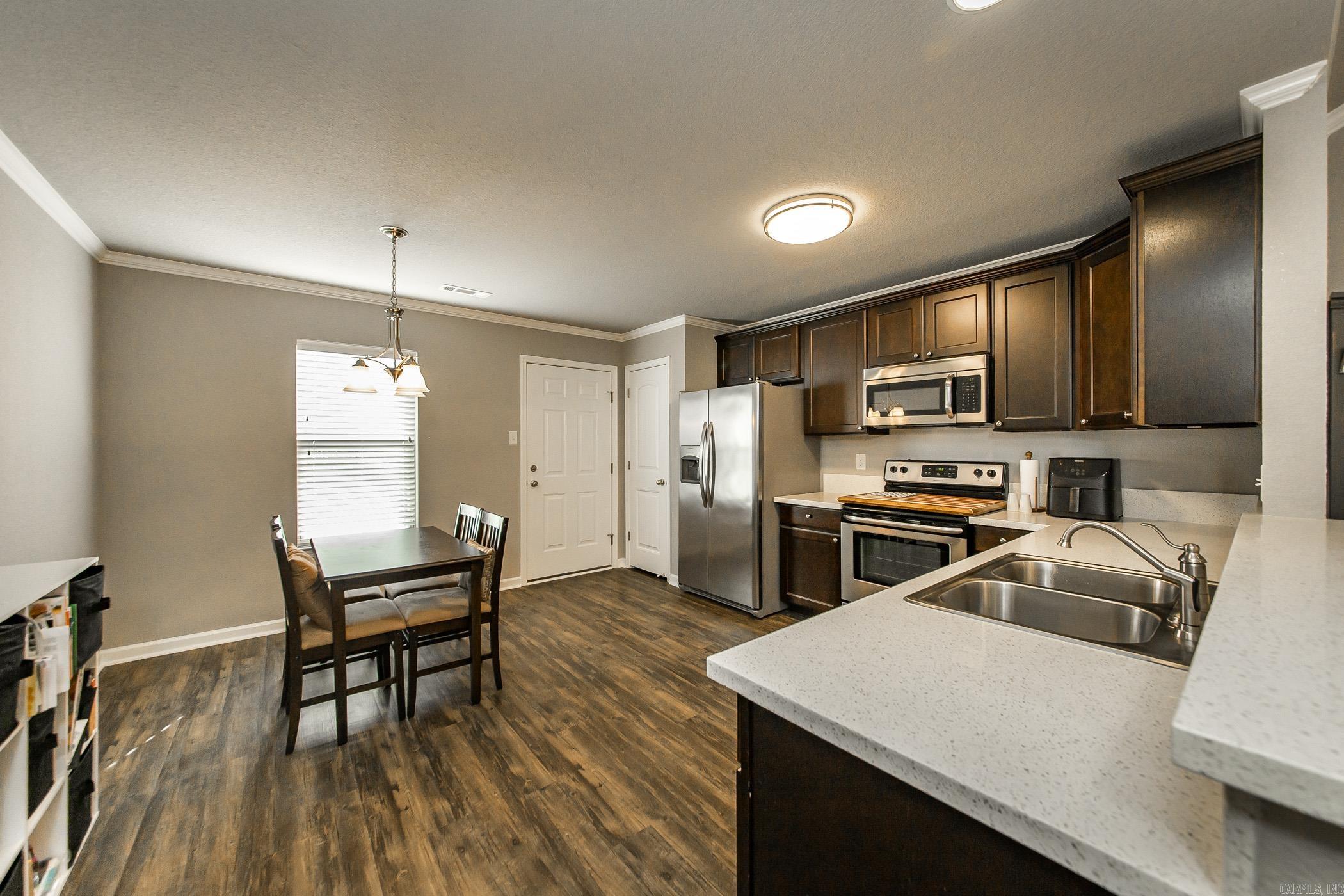 TERRACE MEADOWS - Residential