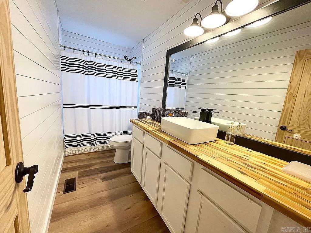 BELLAIRE PLACE - Residential