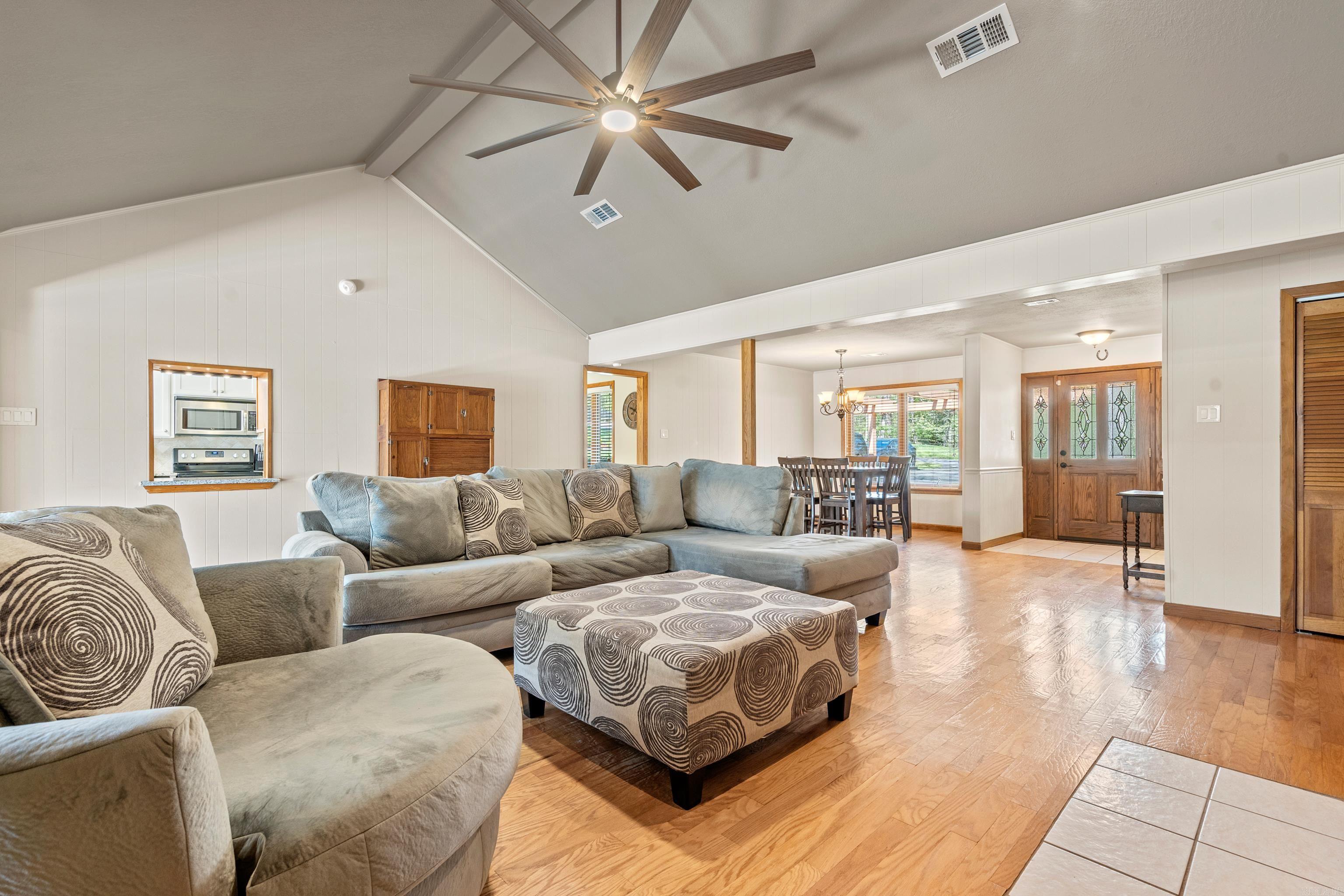 LAKECREST - Residential