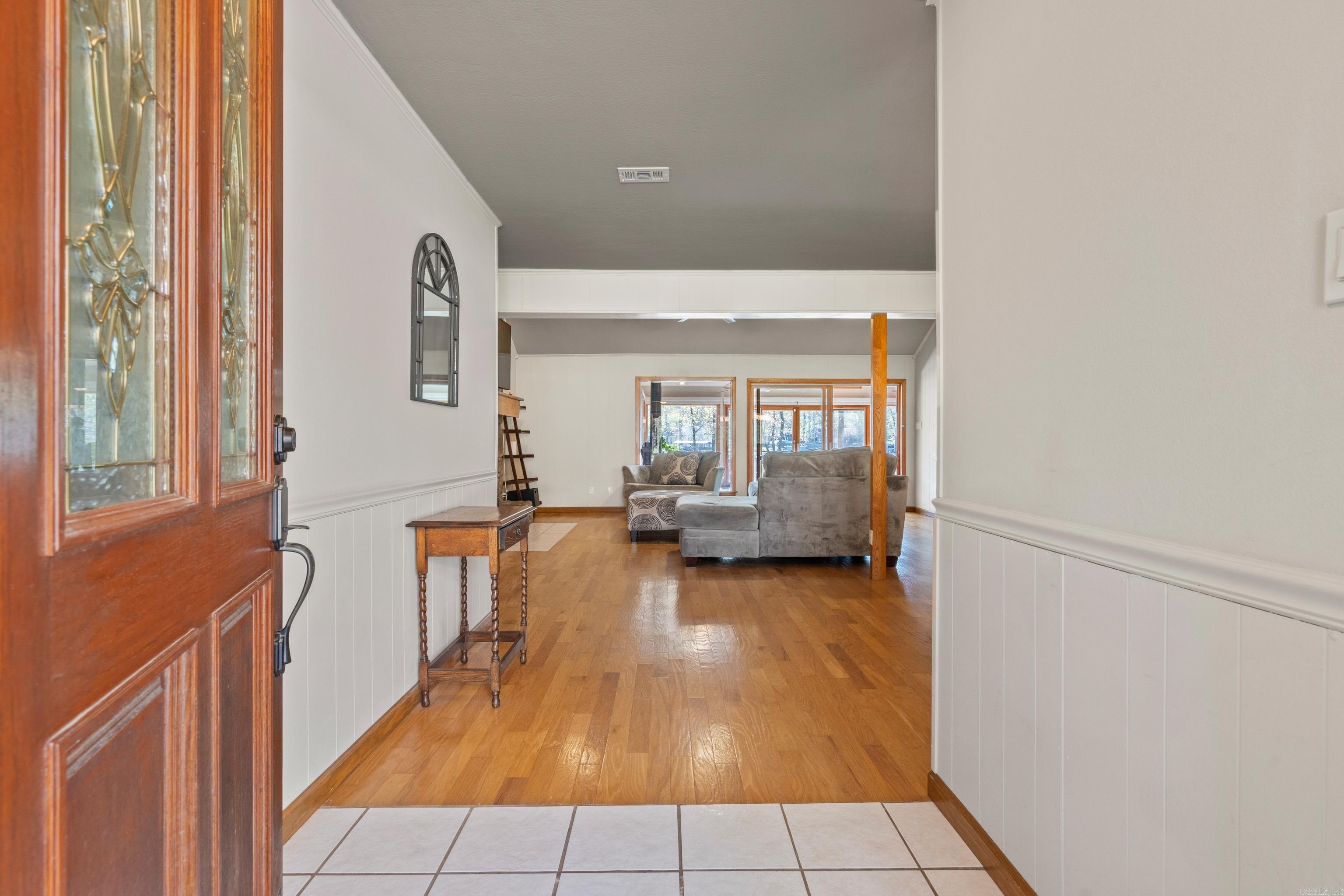 LAKECREST - Residential