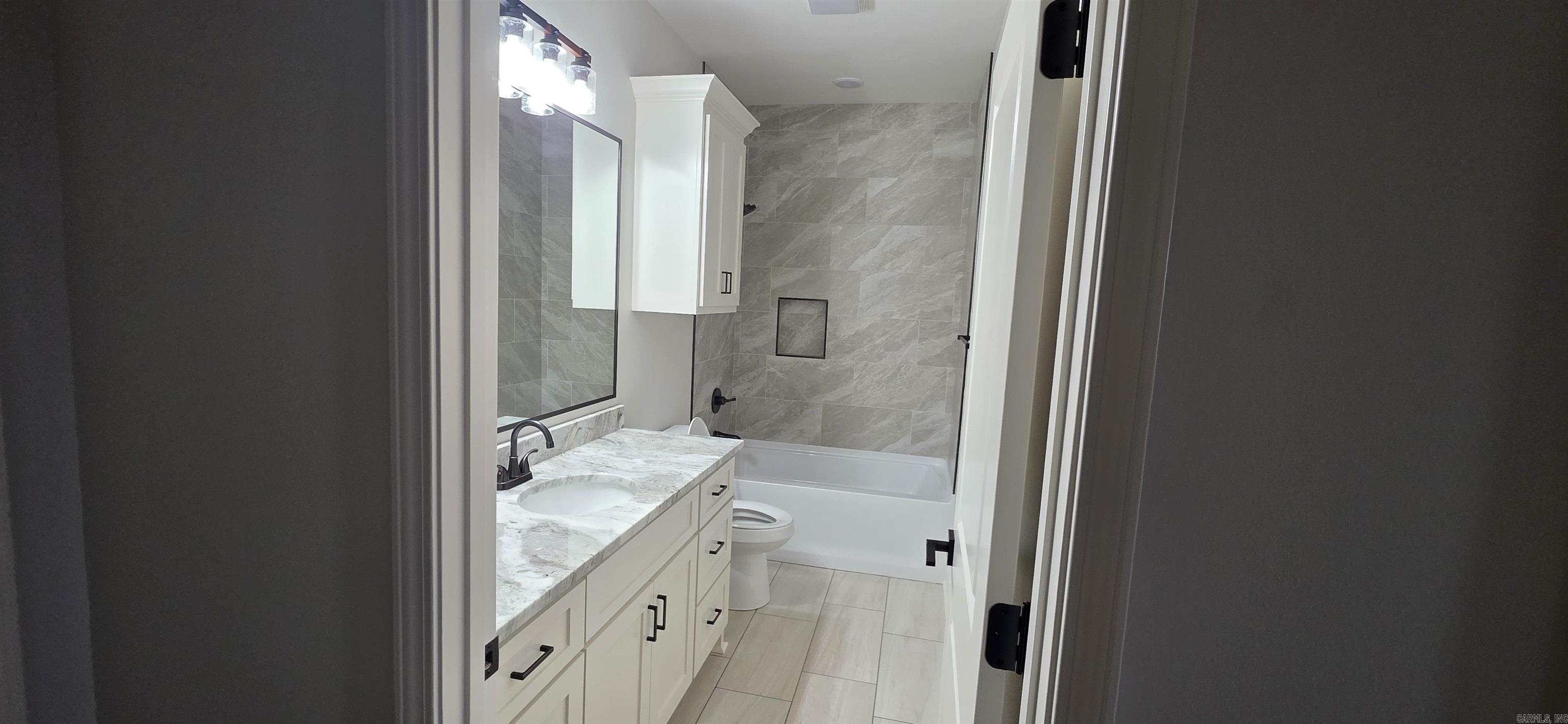 JACKSON ACRES - Residential