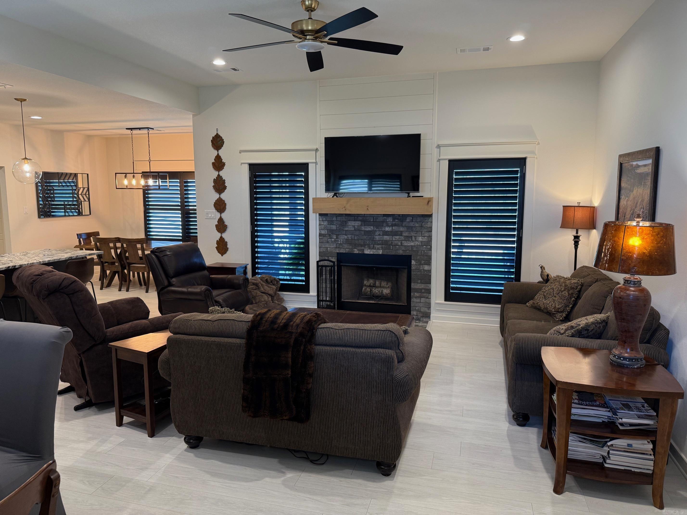 TIMBER WOOD SUB - Residential