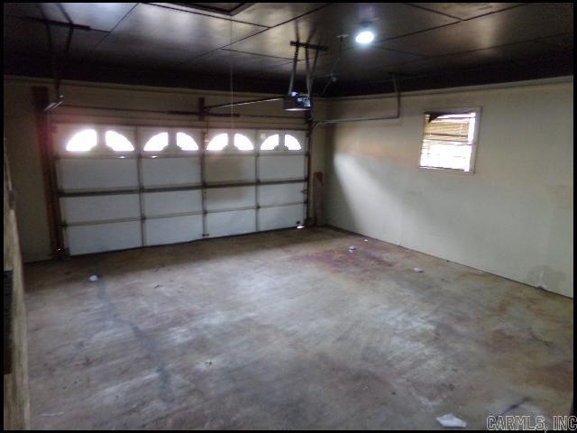 Point O'Woods - Residential Lease