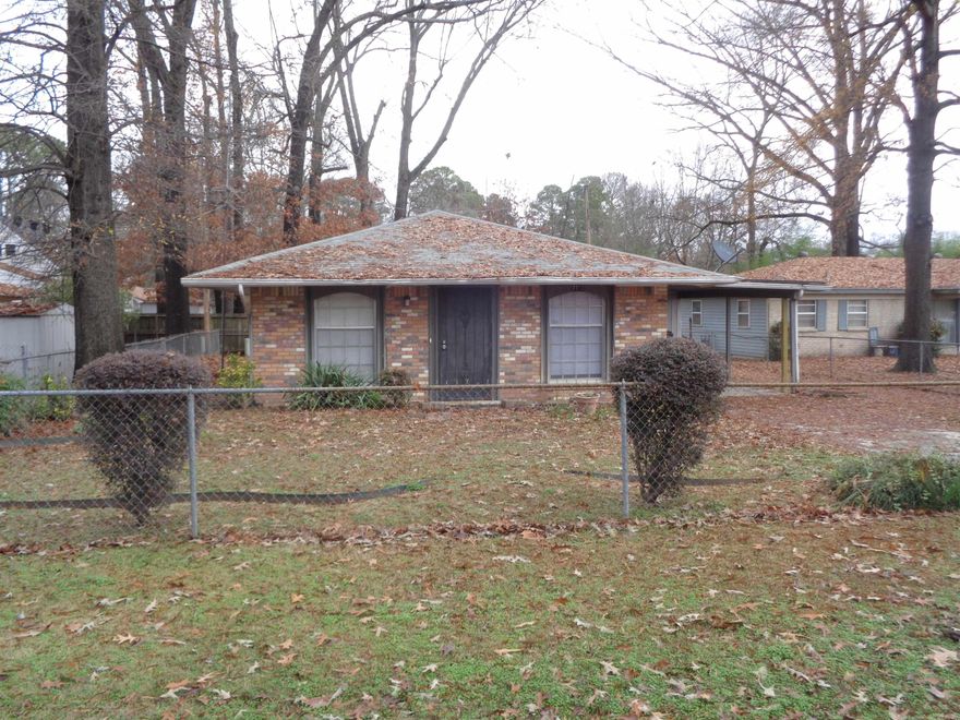 Nice and very clean level fully fenced 3 bedroom home with 1 & 1/2 baths. Kitchen furnished with a gas cook stove and refrigerator, washer/dryer connections available. Lawn service is provided. Tenant must pay own utilities: water, gas & electricity. NO PETS ! HOUSING TENANTS ARE ACCEPTED!   Must call Access Realty, Inc. at 501-228-0018 to schedule a viewing.