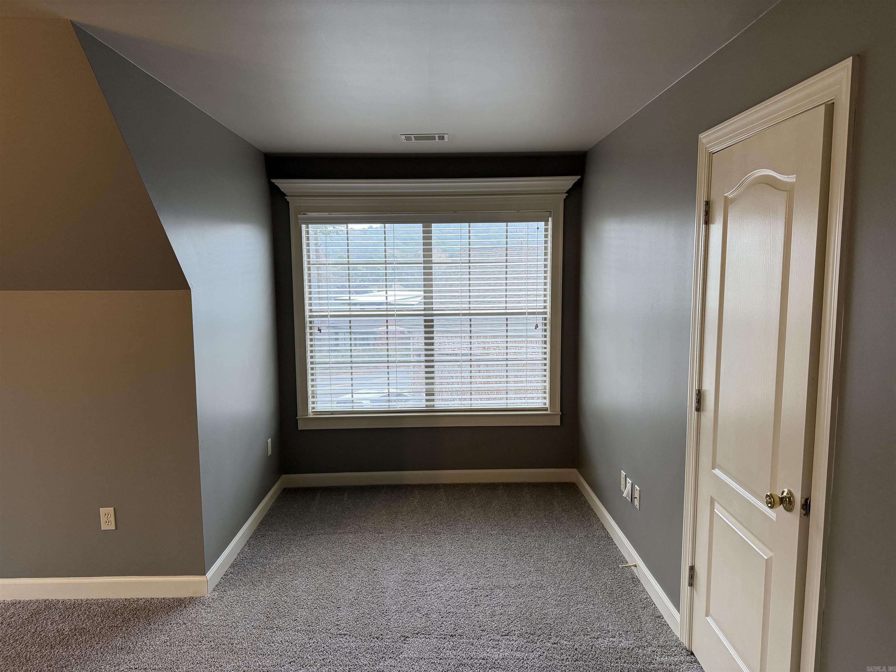 Pebble Beach Woods - Residential Lease