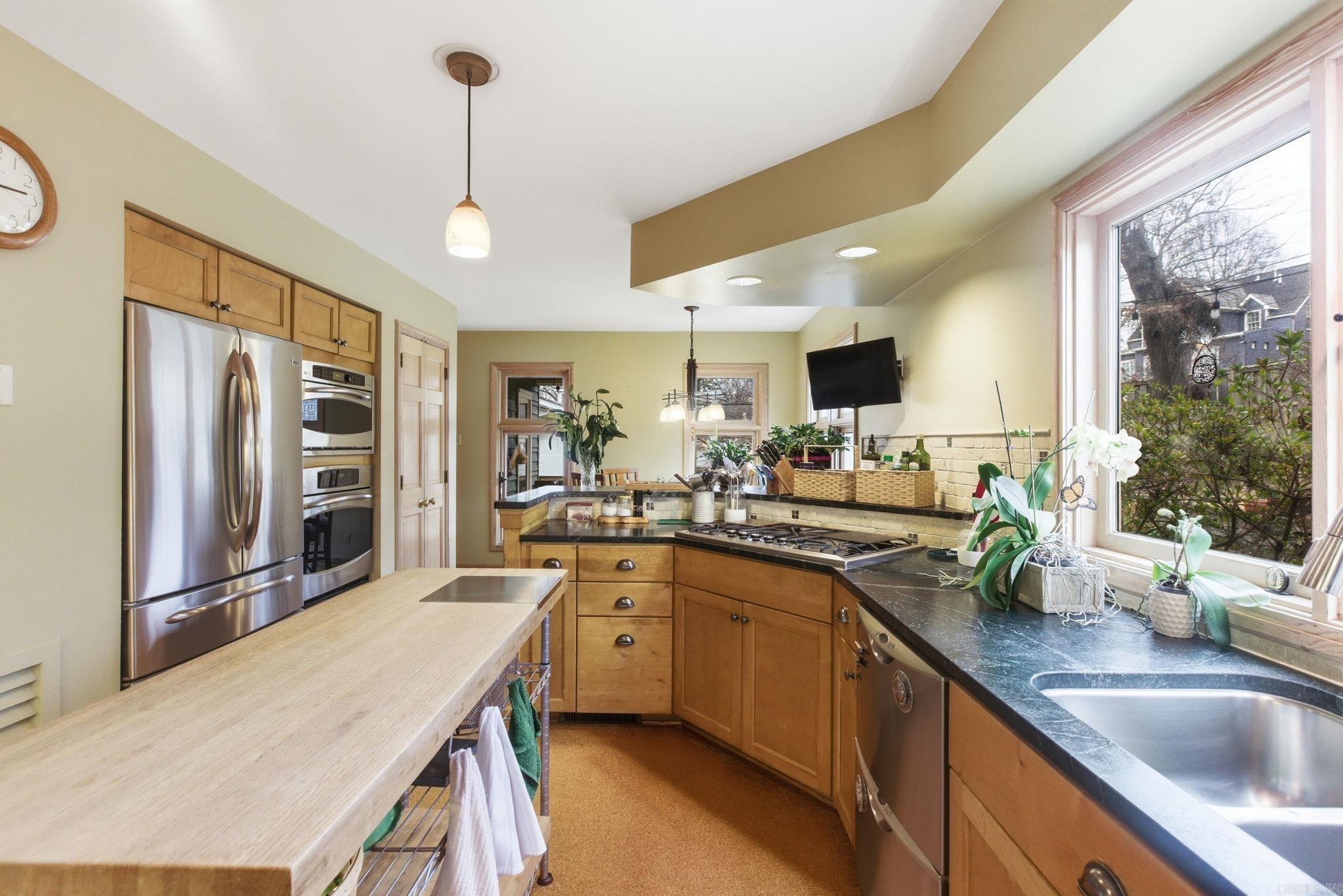 DOYLES PLACE - Residential