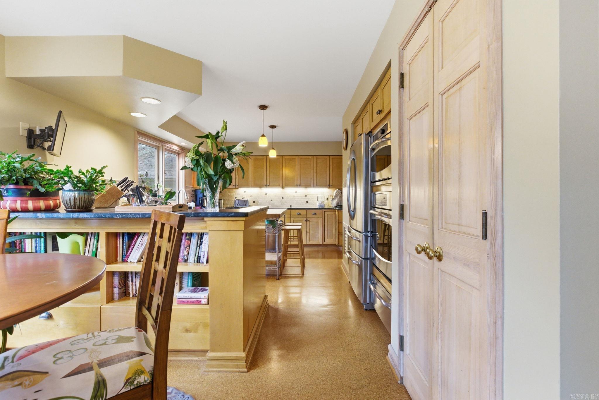 DOYLES PLACE - Residential