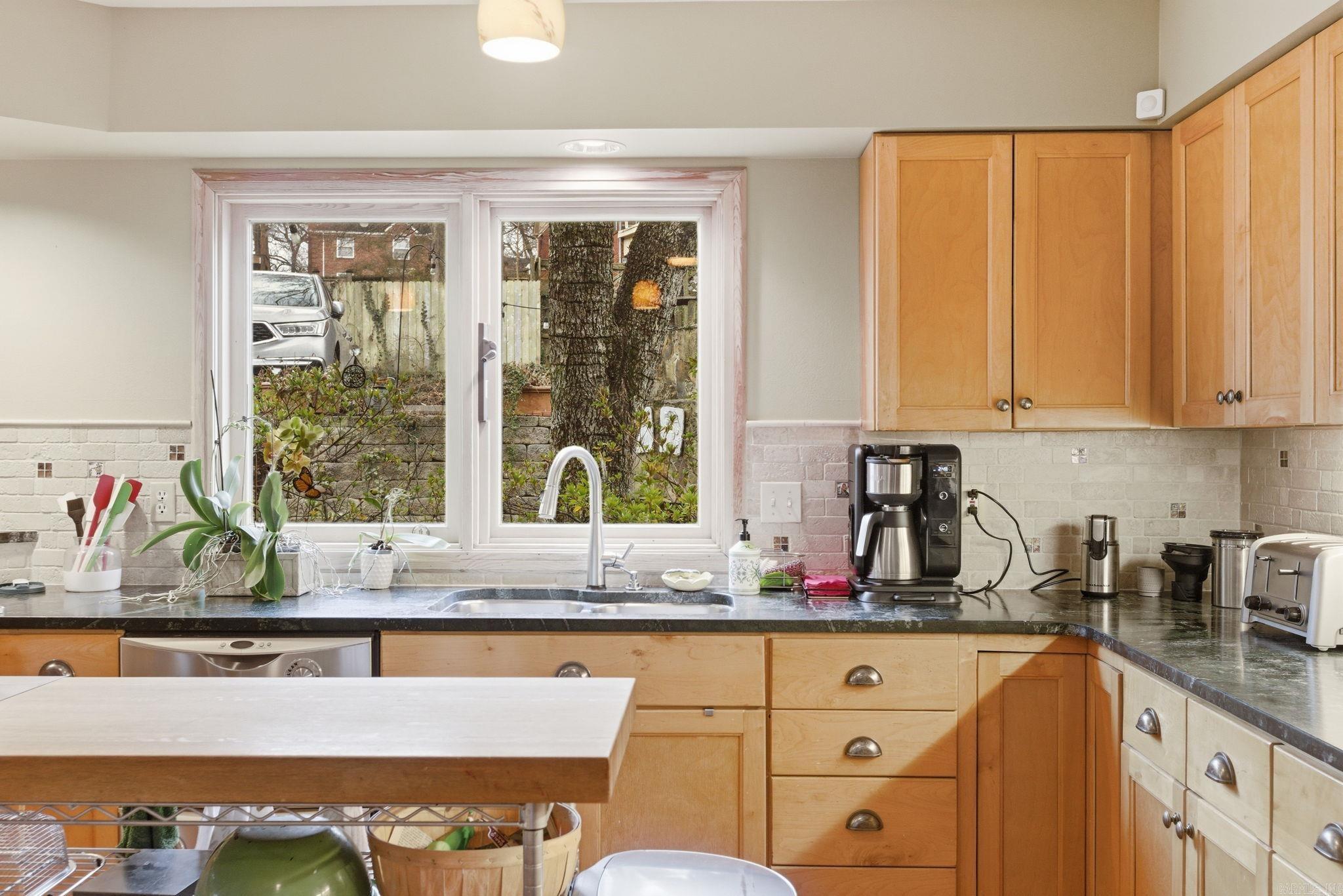 DOYLES PLACE - Residential