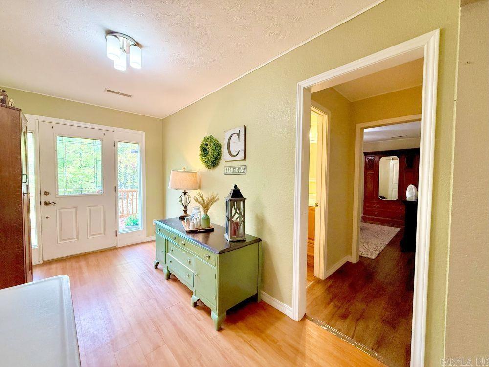 REA VALLEY ACRES - Residential