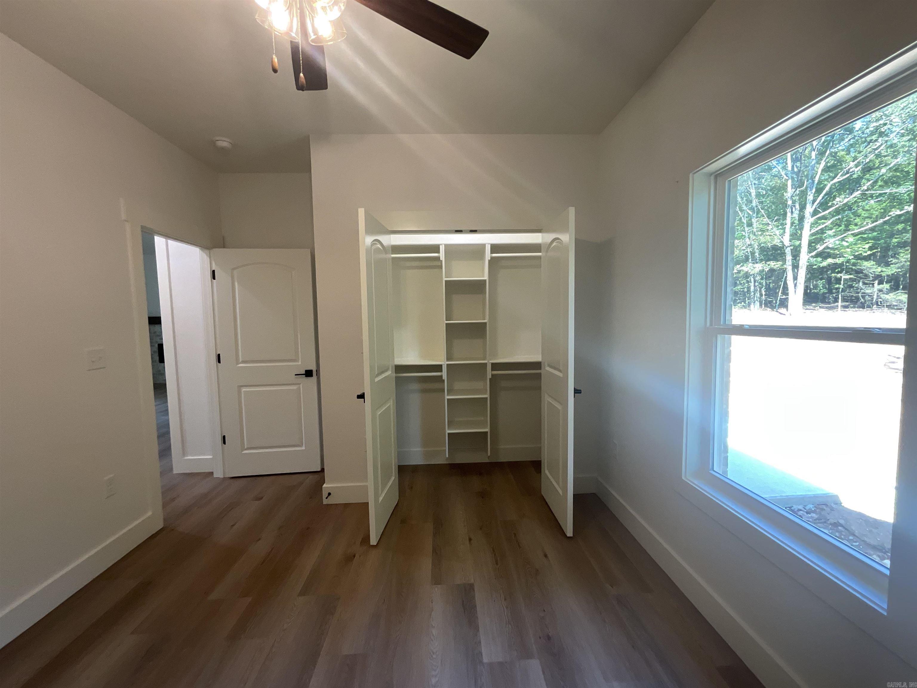 ULES WATSON PLACE - Residential