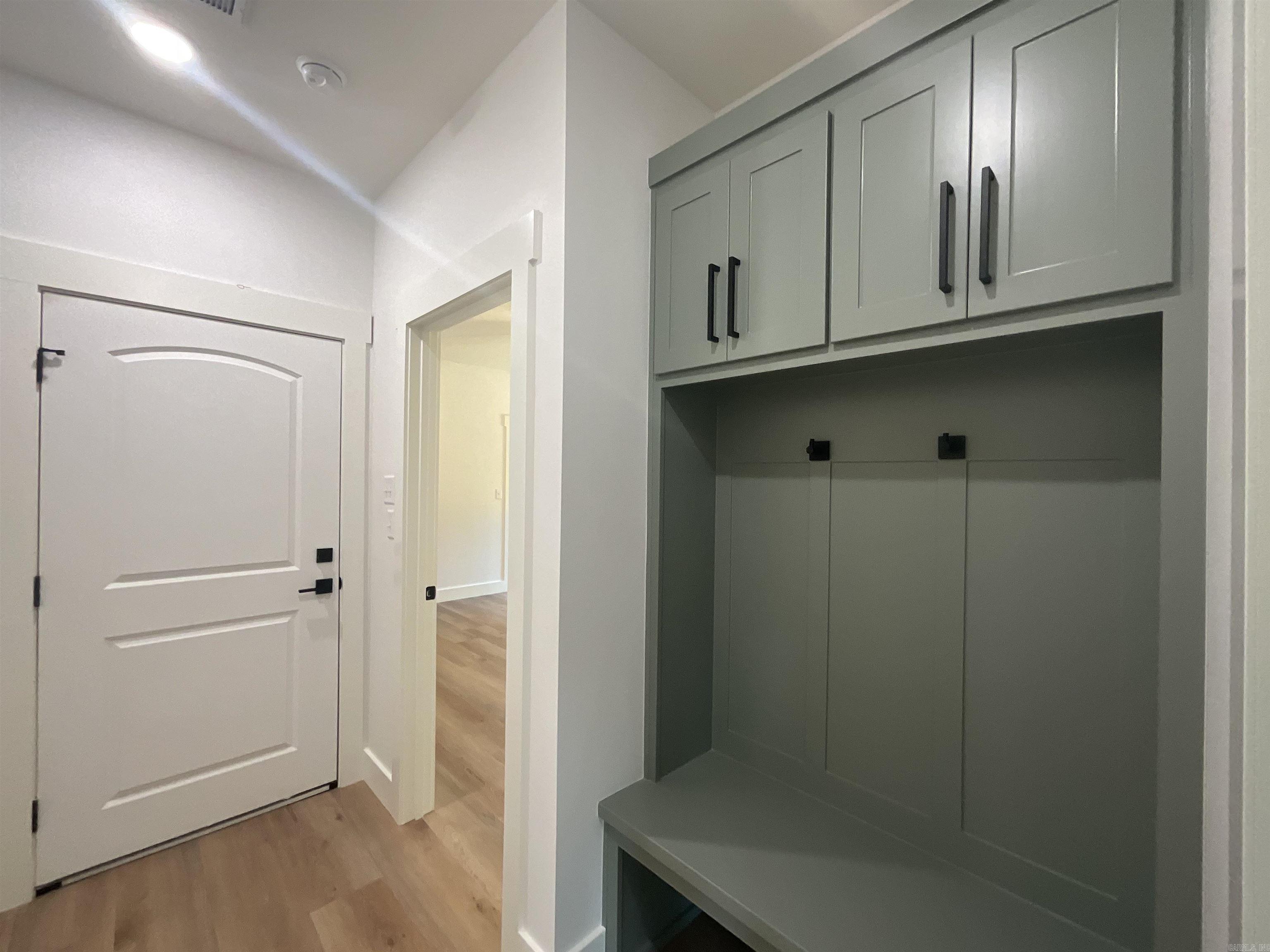 ULES WATSON PLACE - Residential