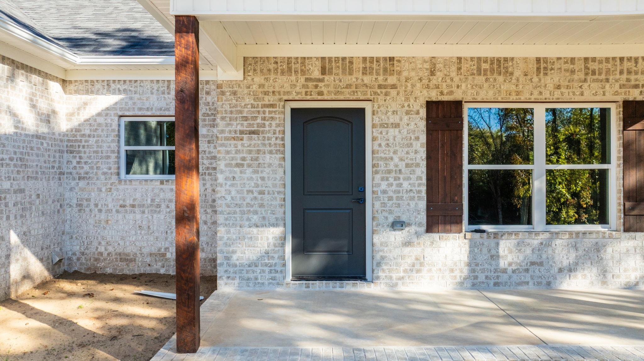 ULES WATSON PLACE - Residential