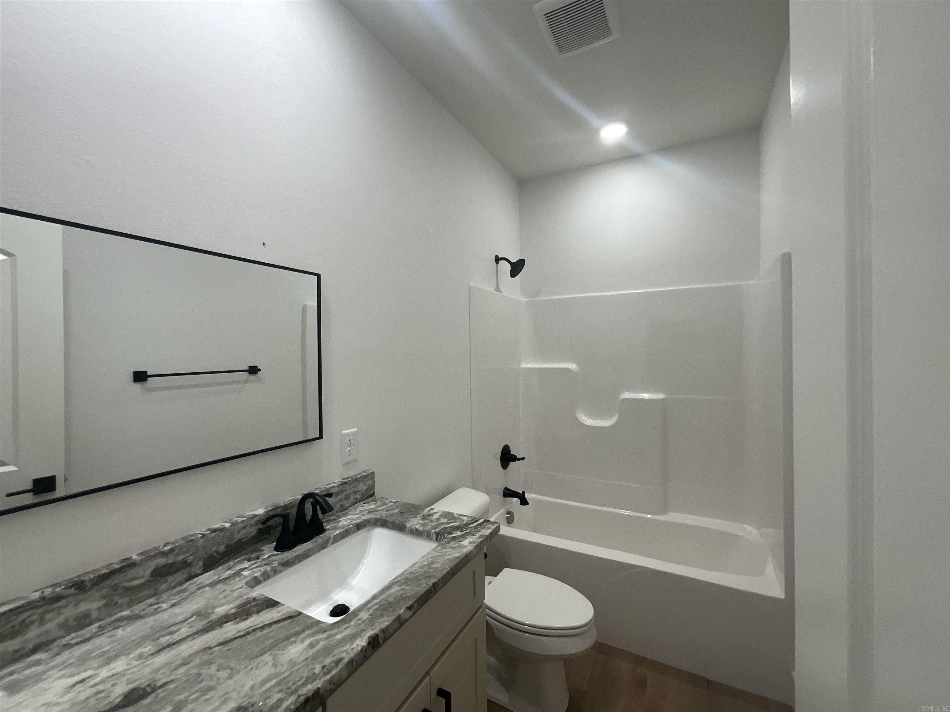 ULES WATSON PLACE - Residential