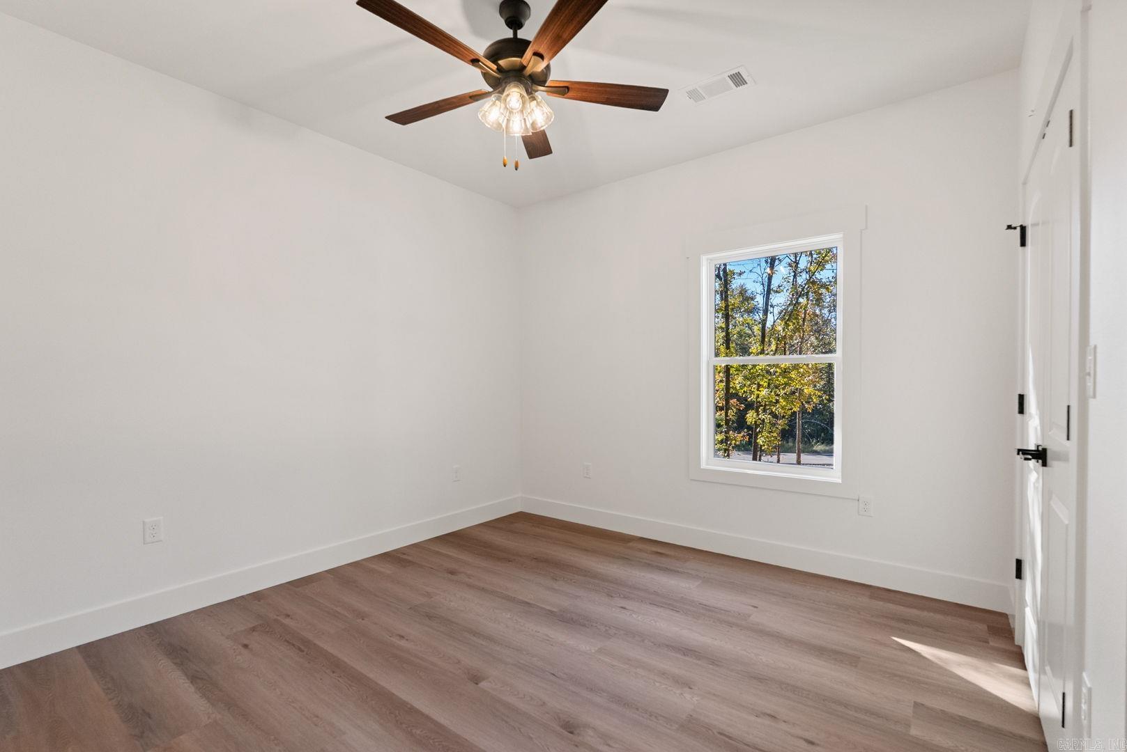 ULES WATSON PLACE - Residential