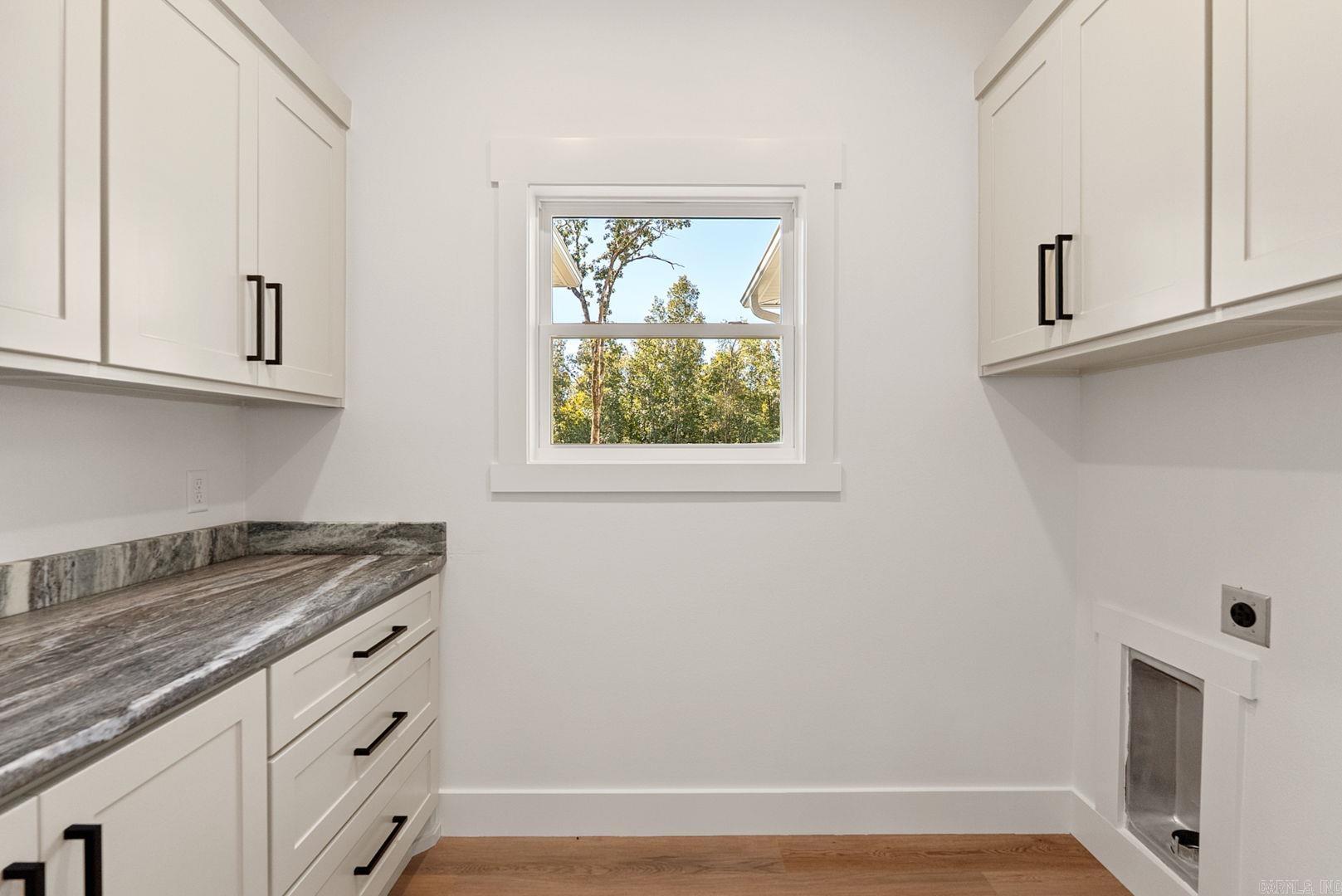 ULES WATSON PLACE - Residential