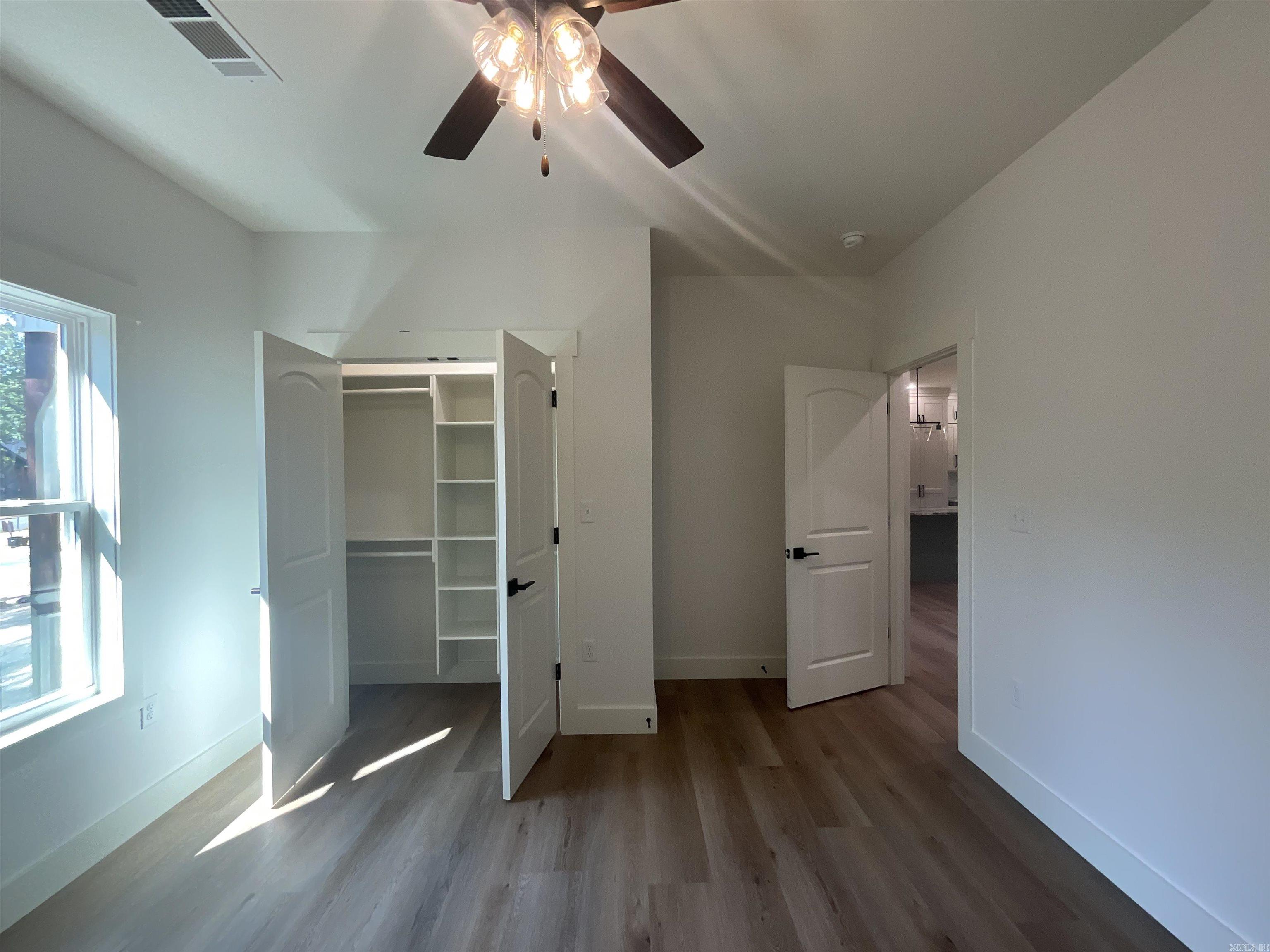 ULES WATSON PLACE - Residential