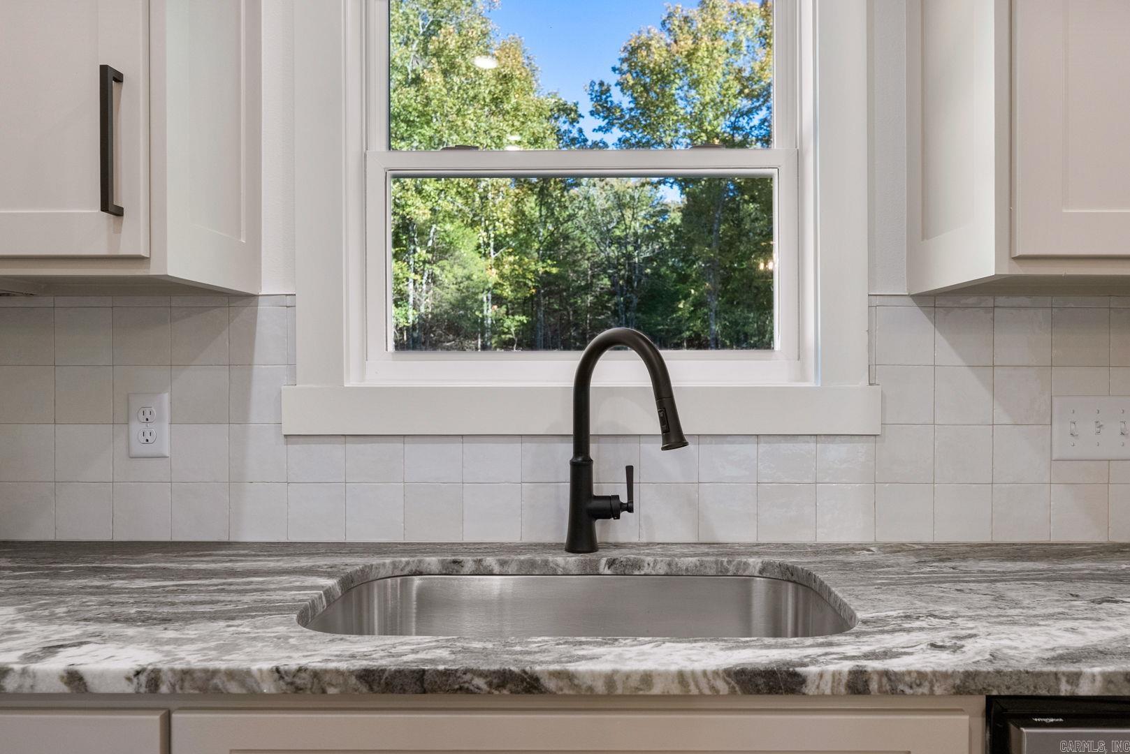 ULES WATSON PLACE - Residential