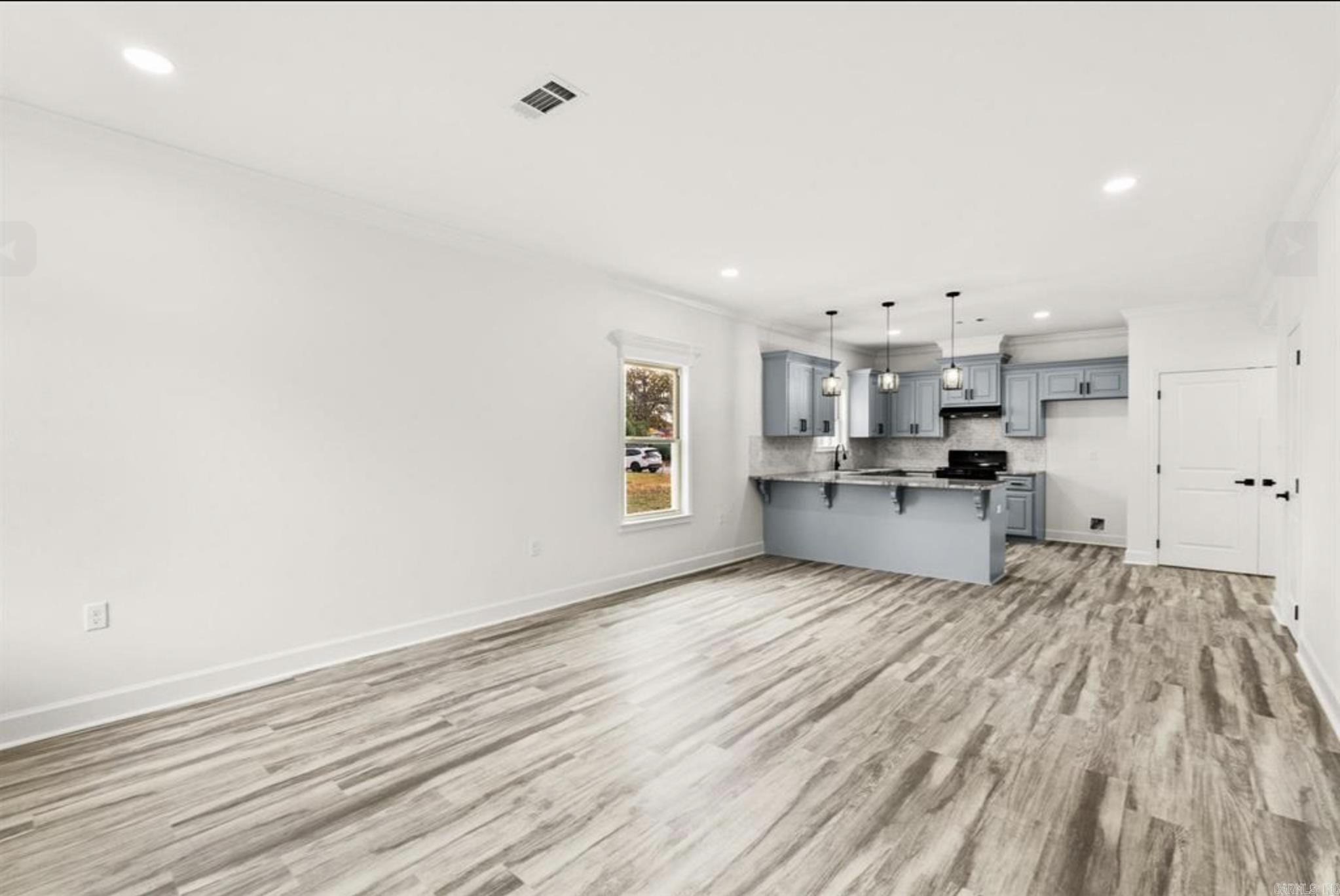 Washington Avenue - Residential Lease
