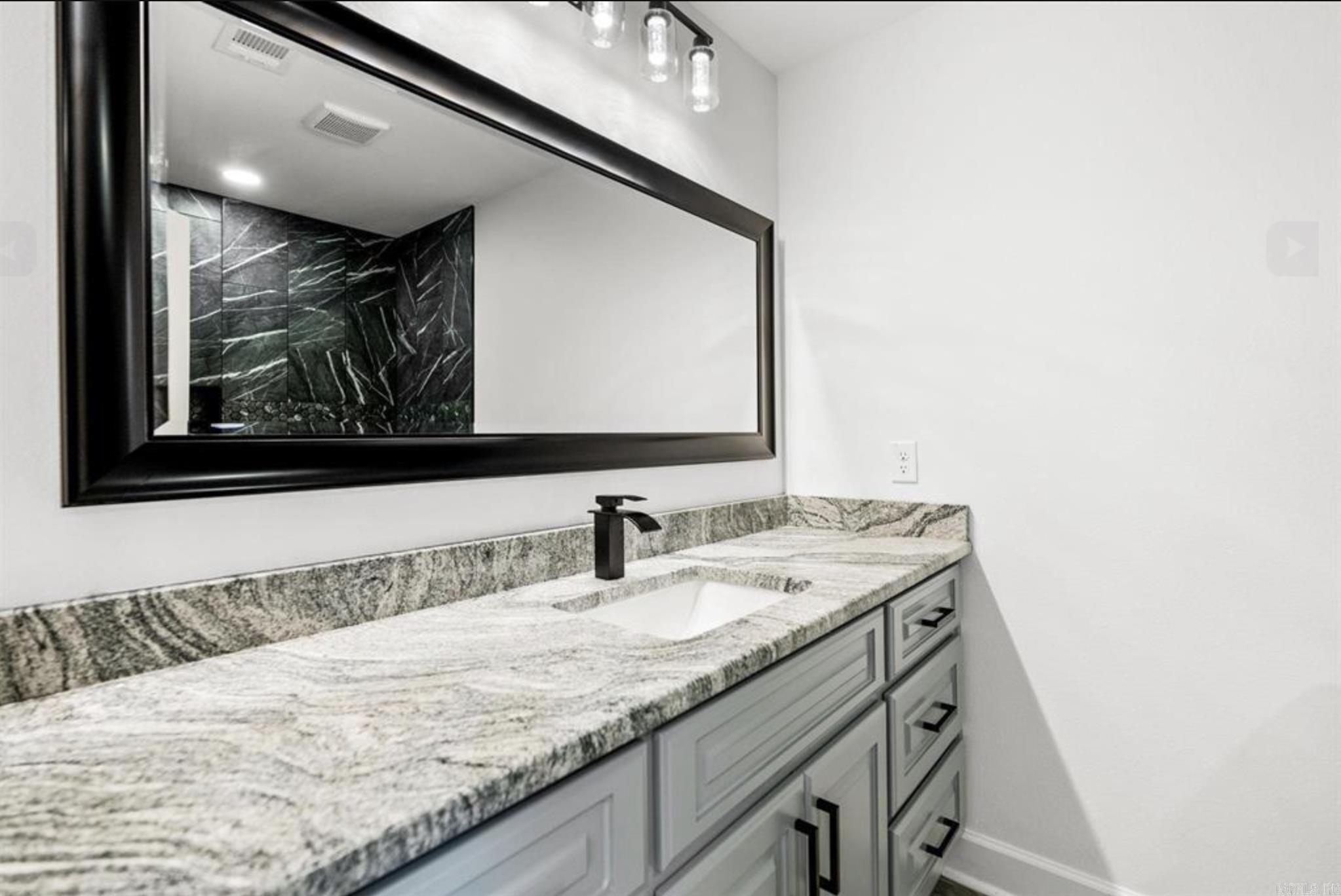 Washington Avenue - Residential Lease