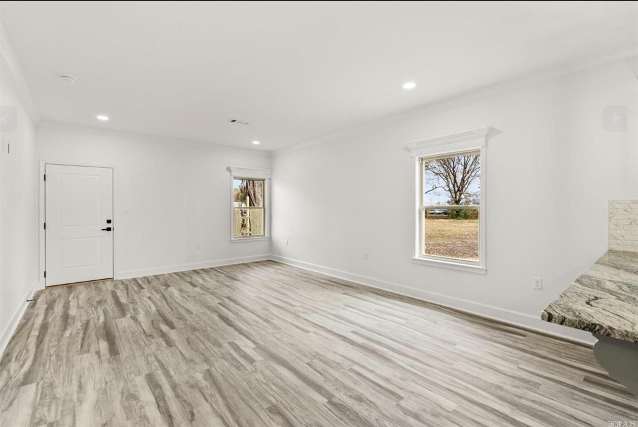 Washington Avenue - Residential Lease