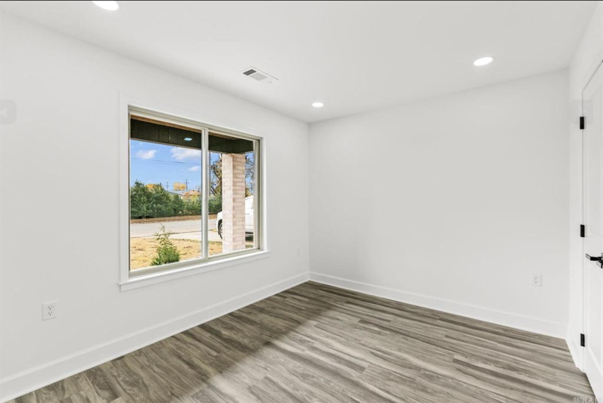 Washington Avenue - Residential Lease