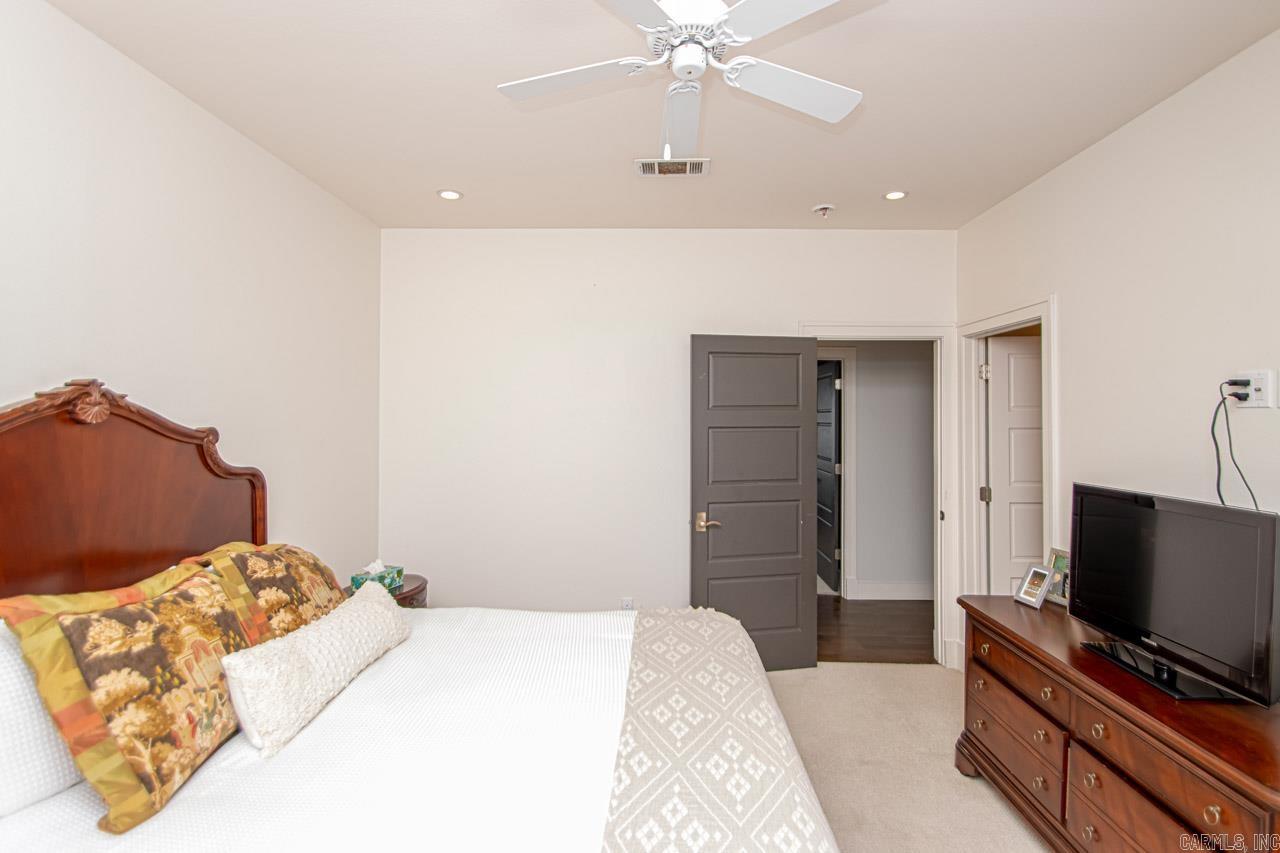 FOREST HEIGHTS PLACE - Residential