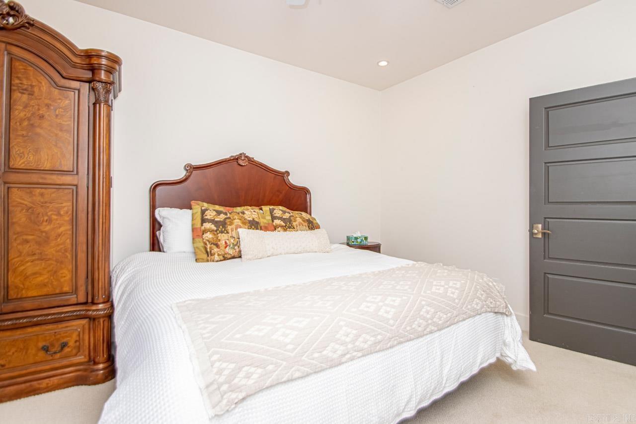 FOREST HEIGHTS PLACE - Residential