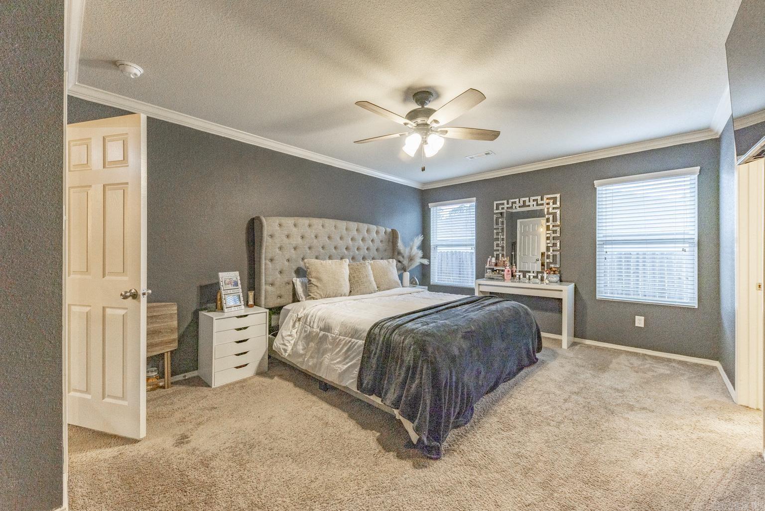 BENJAMIN GROVE - Residential