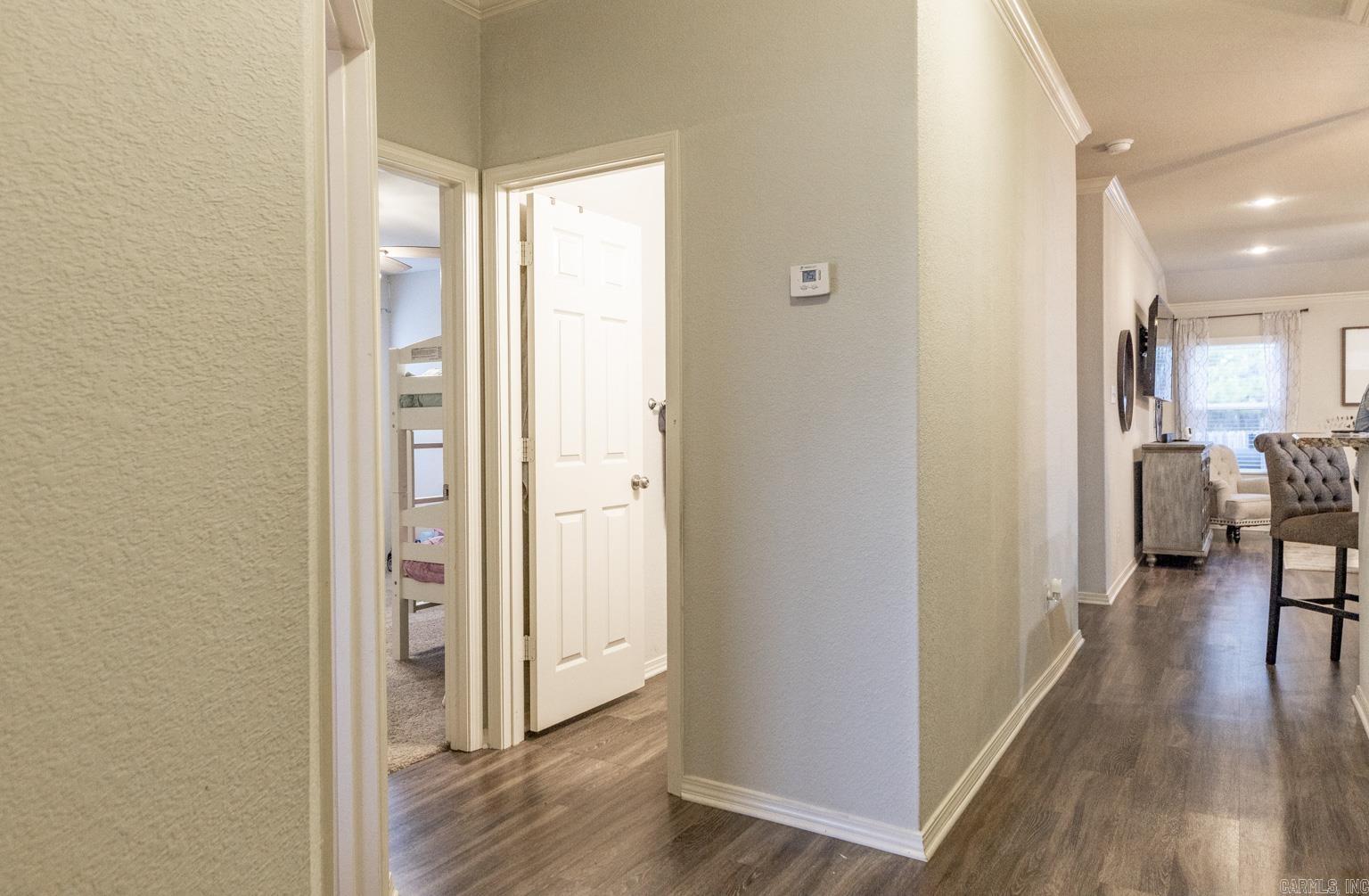 BENJAMIN GROVE - Residential