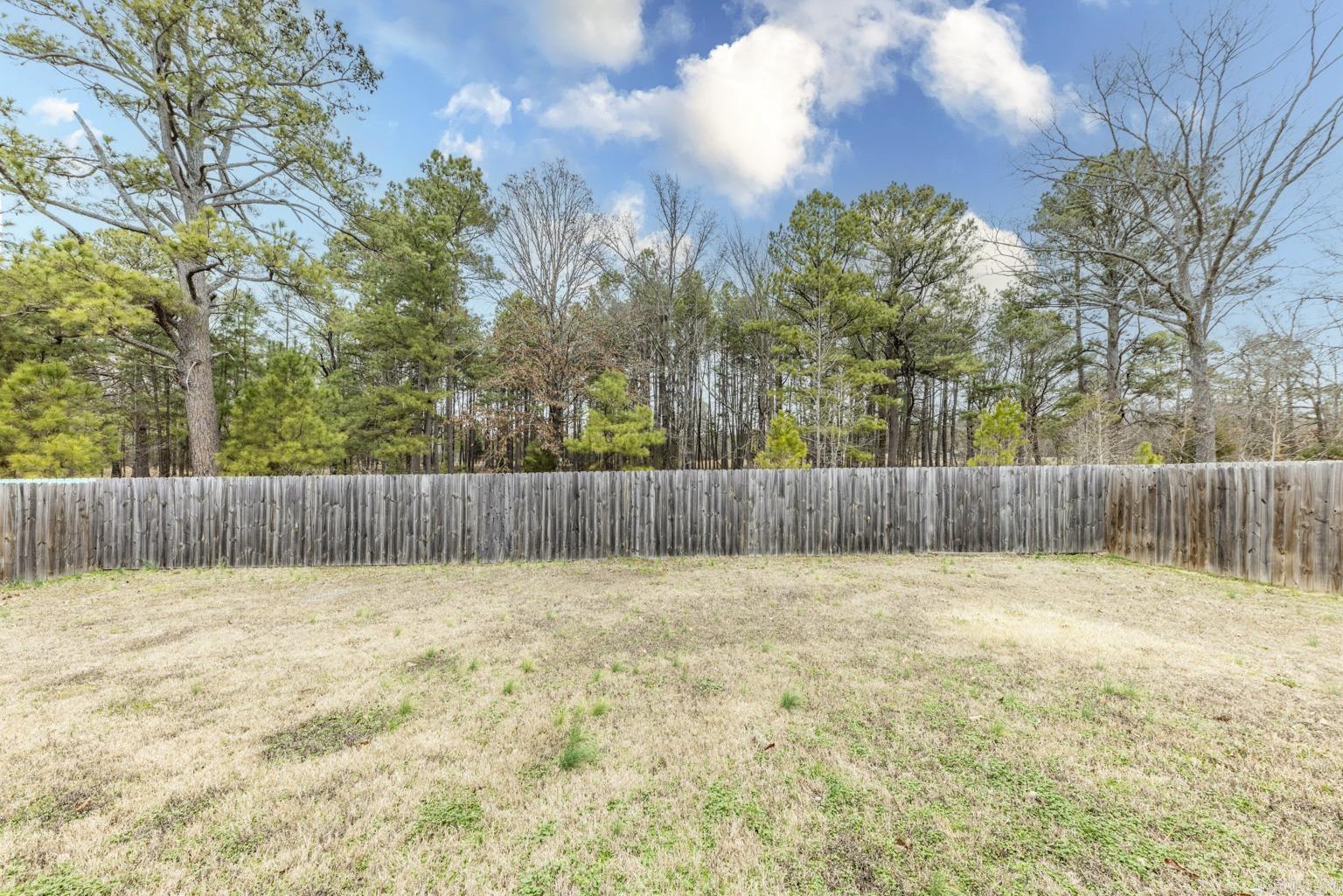 BENJAMIN GROVE - Residential