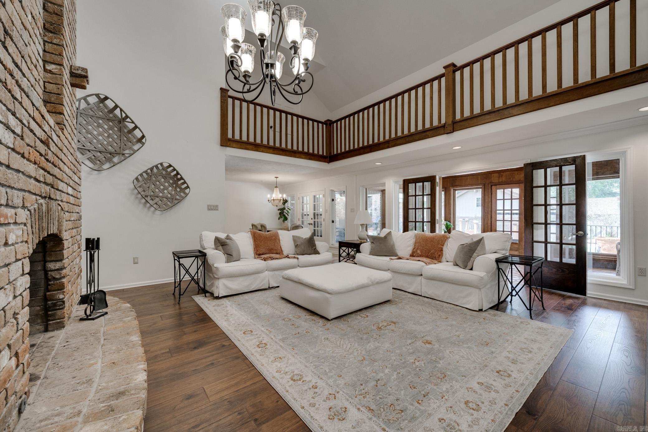 JEFFERSON PLACE - Residential